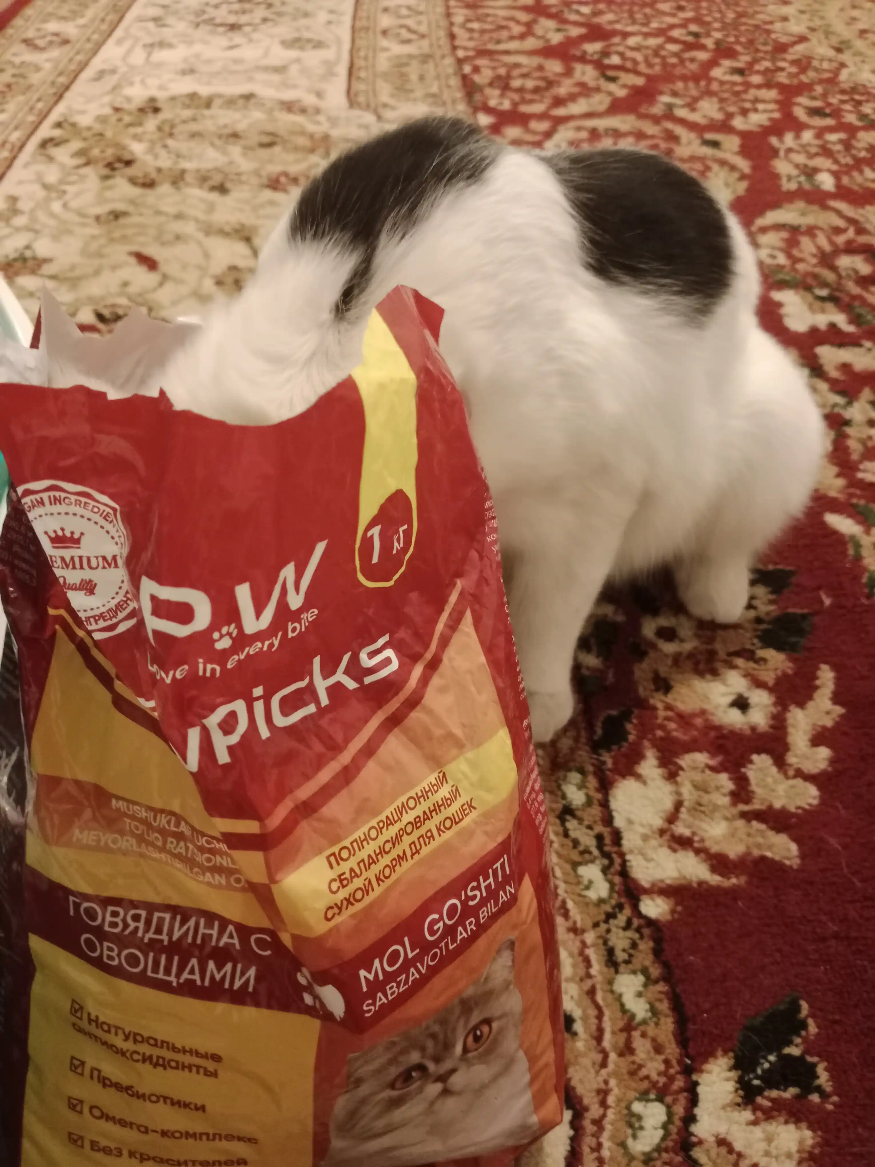 Paw Picks сухой корм для кошек с говядиной и овощами, 1 кг