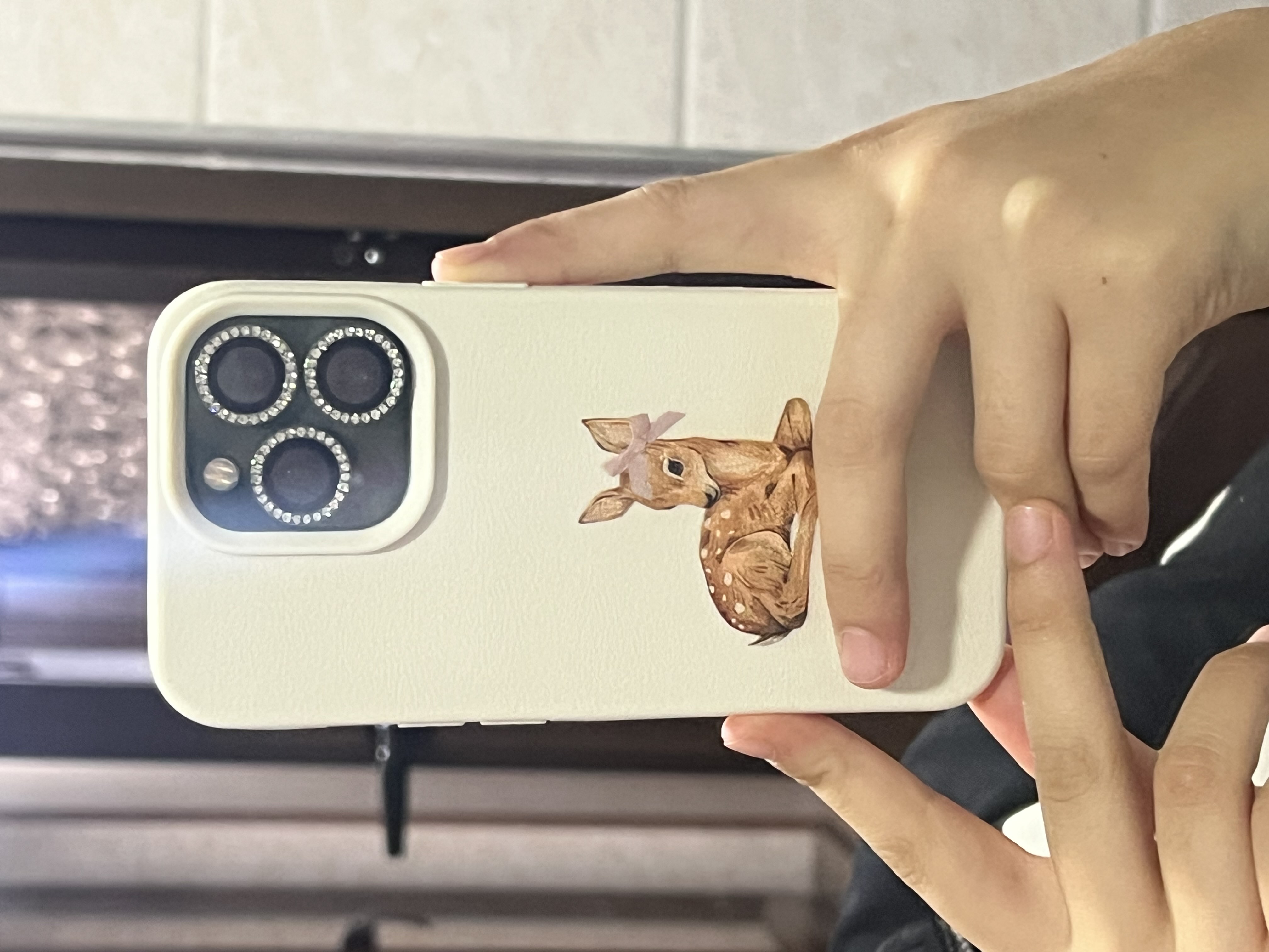 Iphone chexolari 11 12 13 14 15 16 17 Pro Max uchun qizlar chexoli
