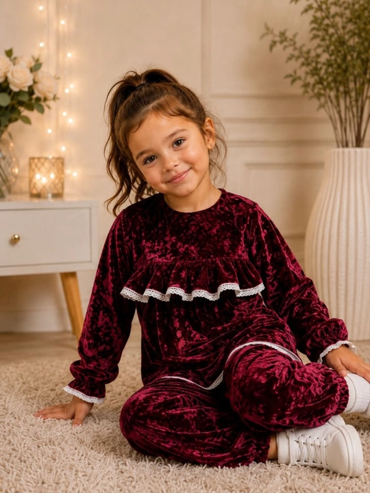 Велюровый костюм для девочки 4-8 лет, комплект двойка, нарядная туника и брюки