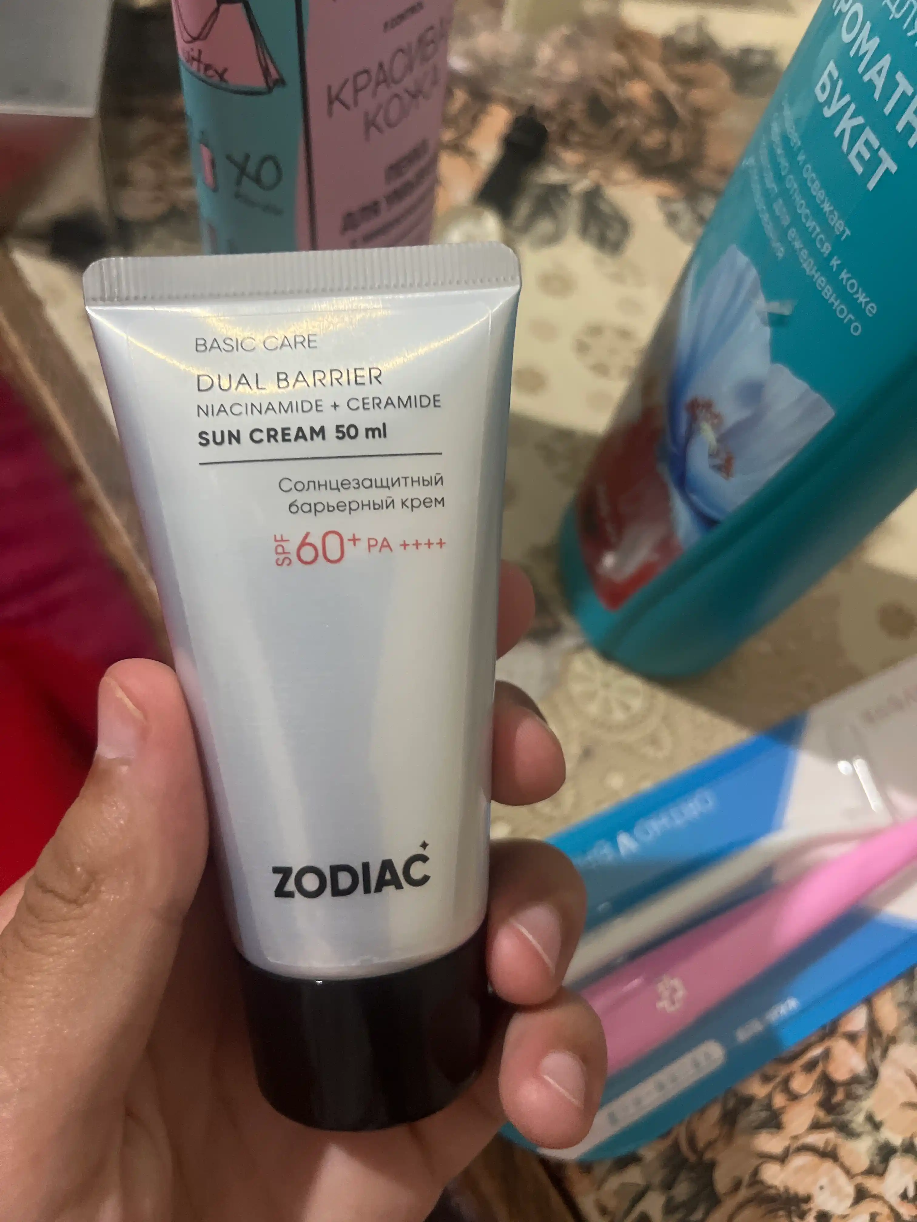 ZODIAC SPF 60+ quyoshdan himoyalovchi yuz va tana krem, seramidlar, niatsinamid, kollagen