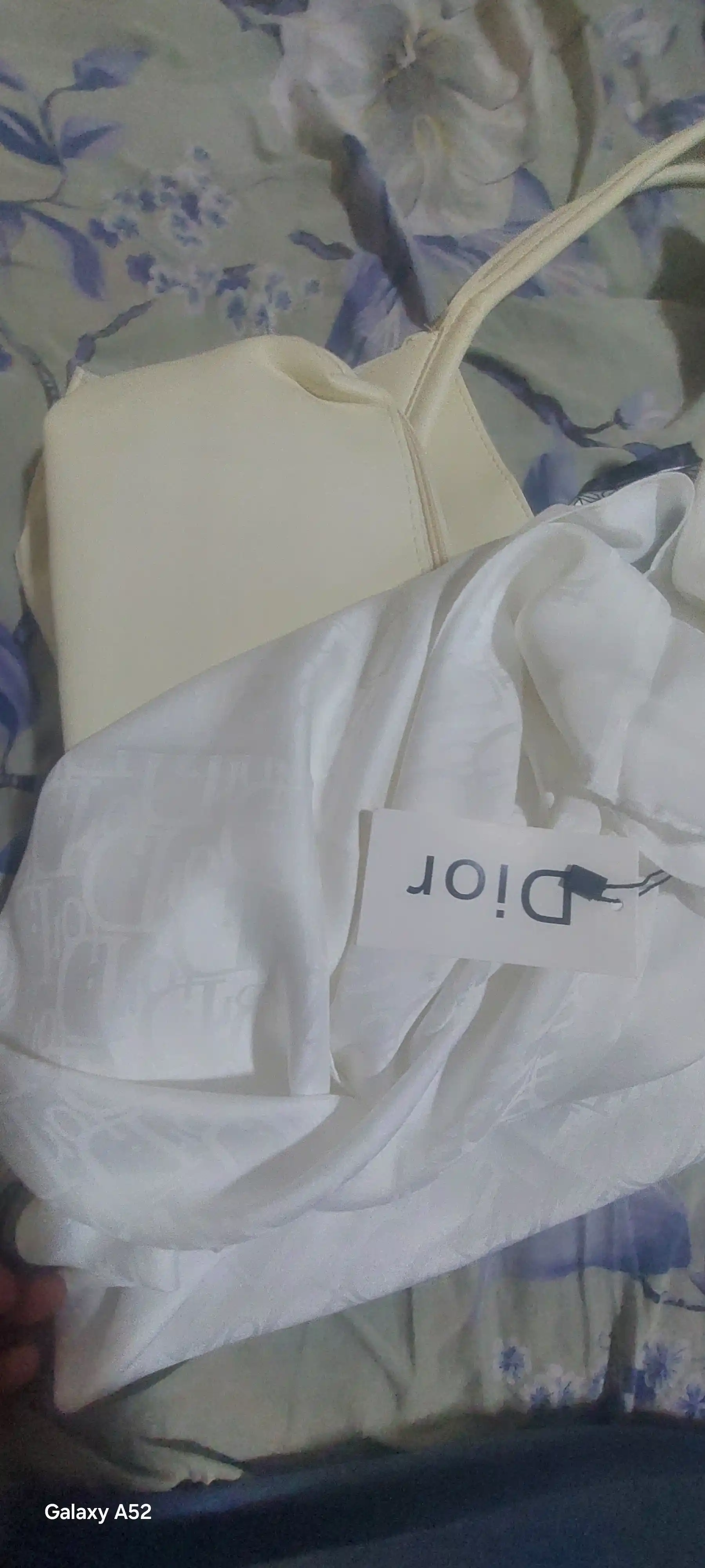 Ayollar va qizlar uchun ipak ro‘mol Dior, sovg‘a, hijob 95 x 95 sm