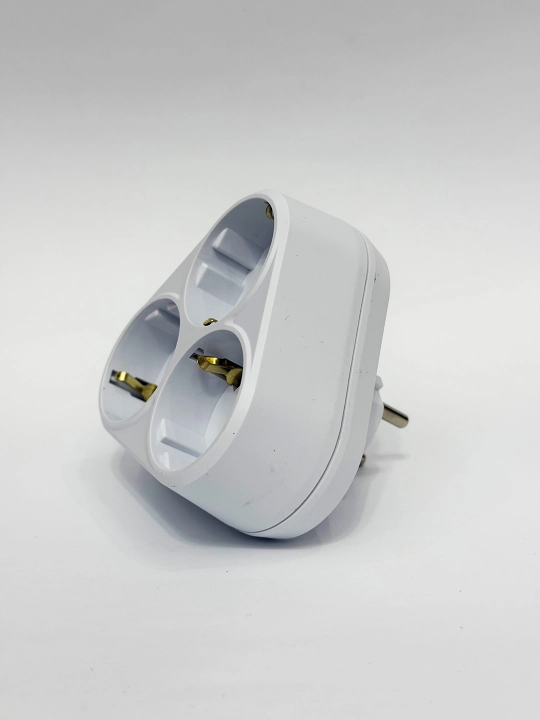 Troynik, 3 rozetkali tarmoqli ajratgich yerga ulanishli, 16A 3500W adapter
