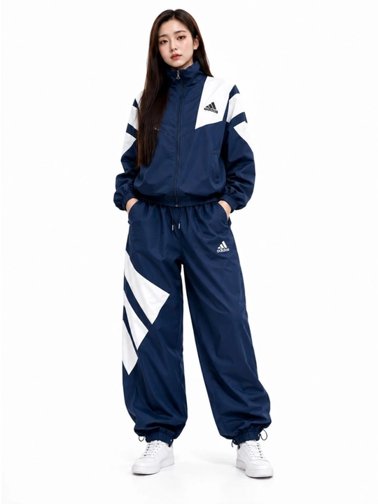 Ayollar sport kostyumi, sport kiyim, ayollar kiyimlari, ulchami 46-50 standart