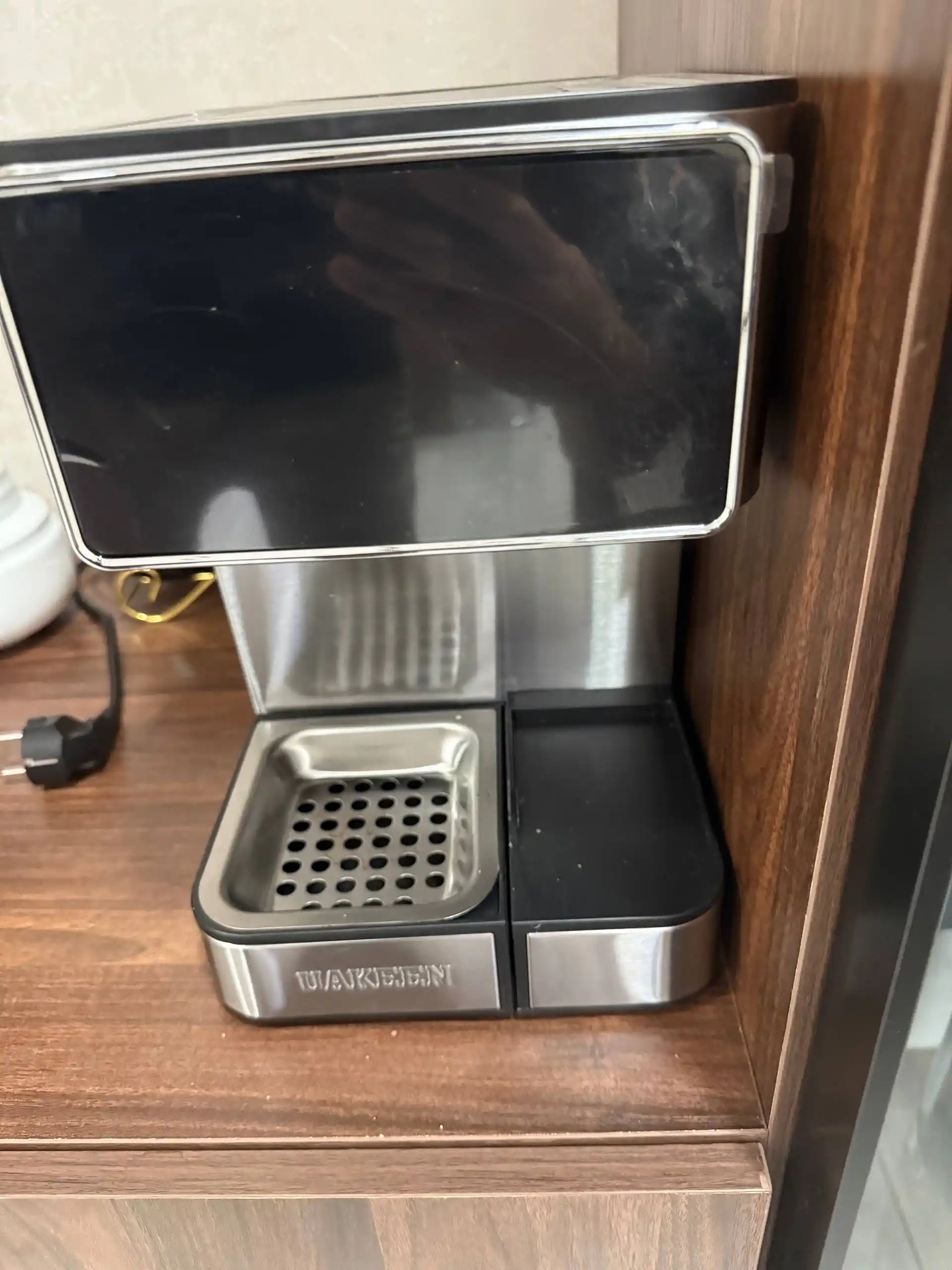 Professional kofe mashina UAKEEN — 20 Bar, oʻrnatilgan kofemolka