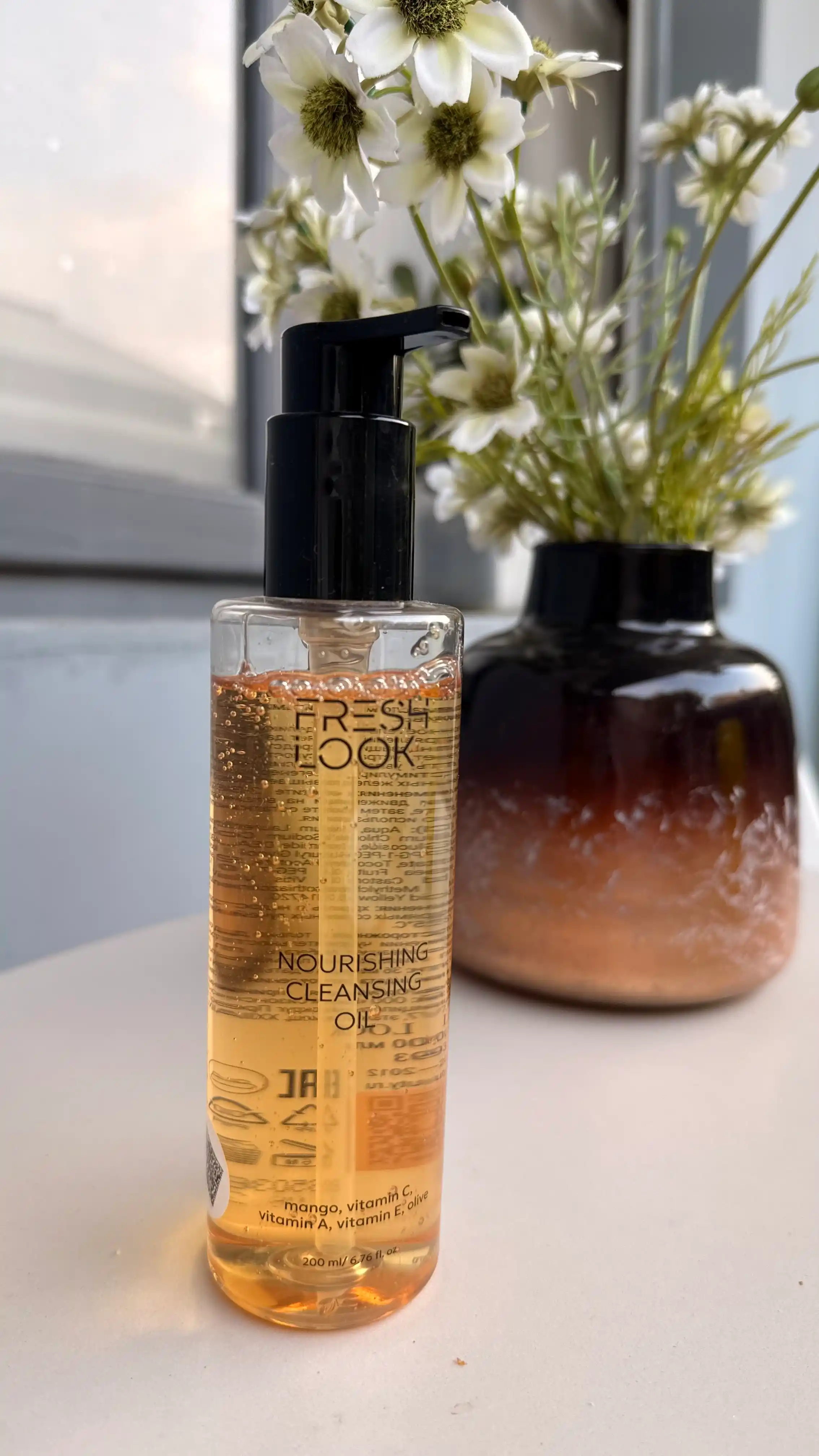 Гидрофильное гель-масло для умывания FRESH LOOK NOURISHING CLEANSING OIL, 200 мл