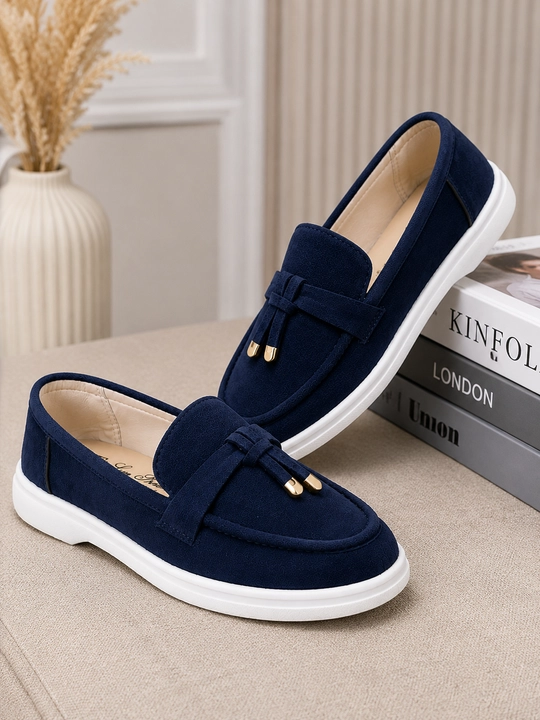 Ayollar uchun nafis platformali zamsh loafer, Loro Piana uslubidagi model