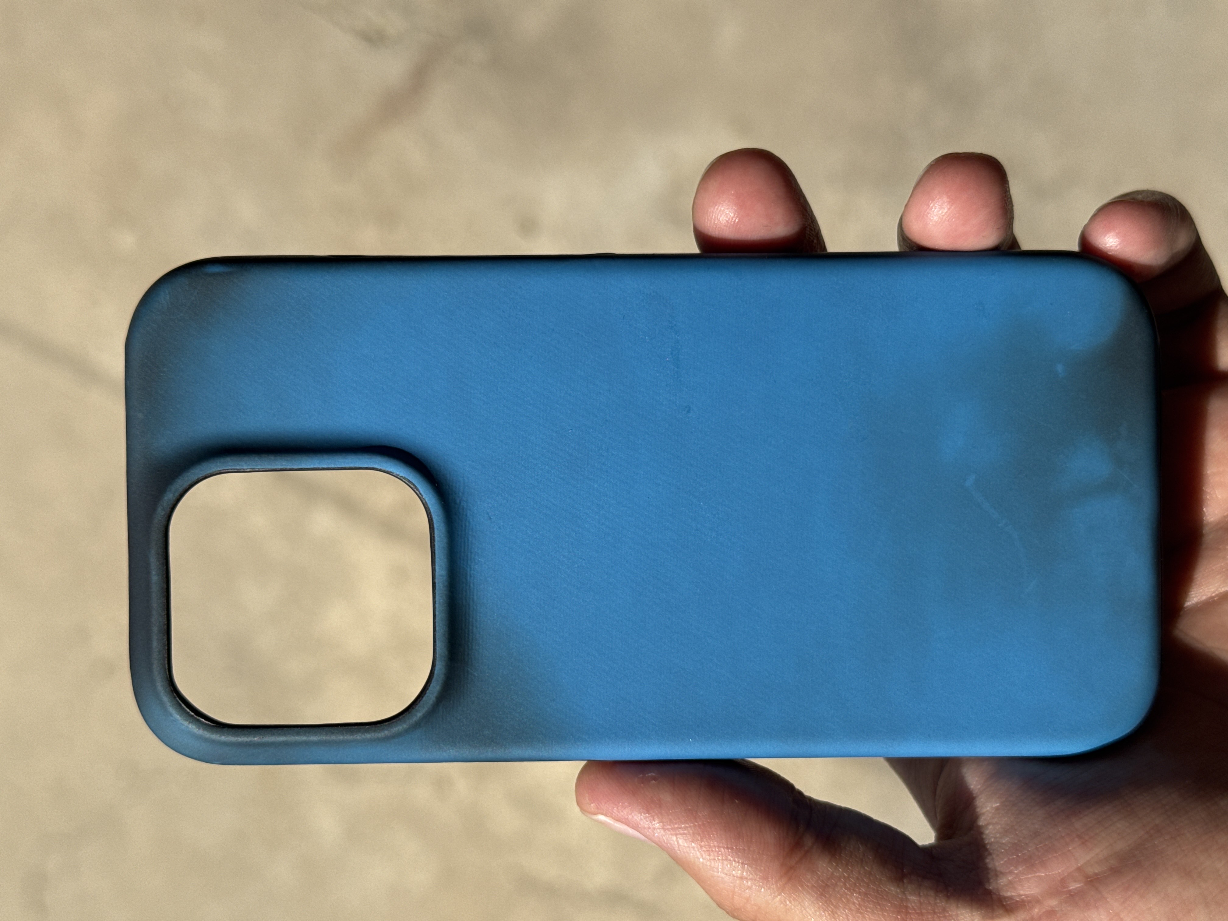 IPhone uchun chexol MagicThermo, qiziganda rangini o‘zgartiradi, 15, 16, 17, Pro, Pro Max