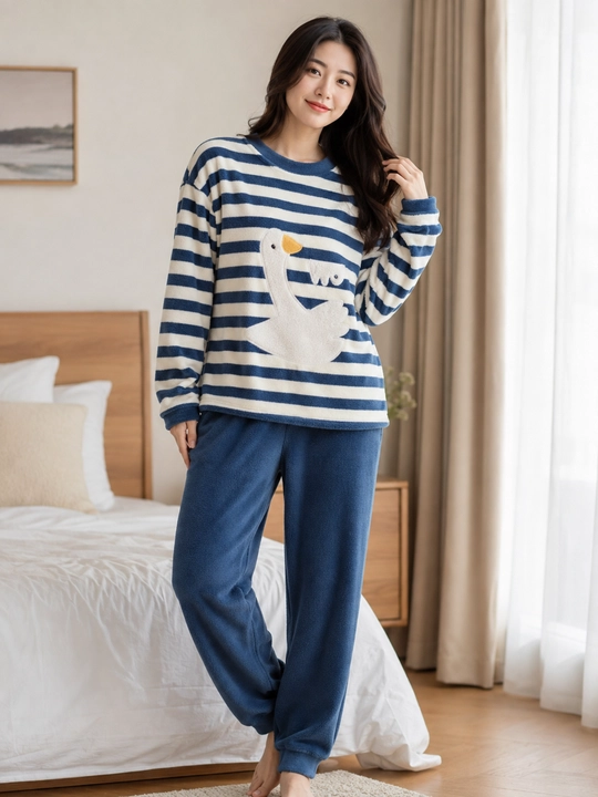 Ayollar momiq pijamasi