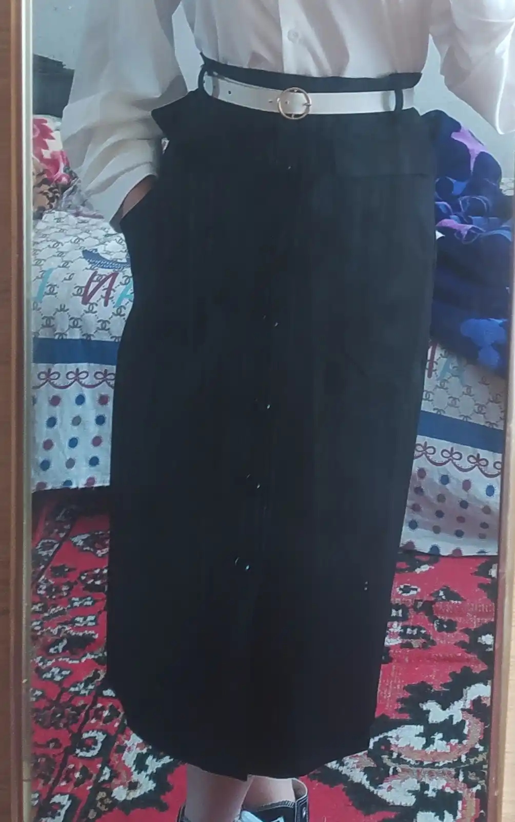 Maktab va o‘qish uchun mo‘ljallangan klassik tugmali yubka (qizlar va ayollar uchun)