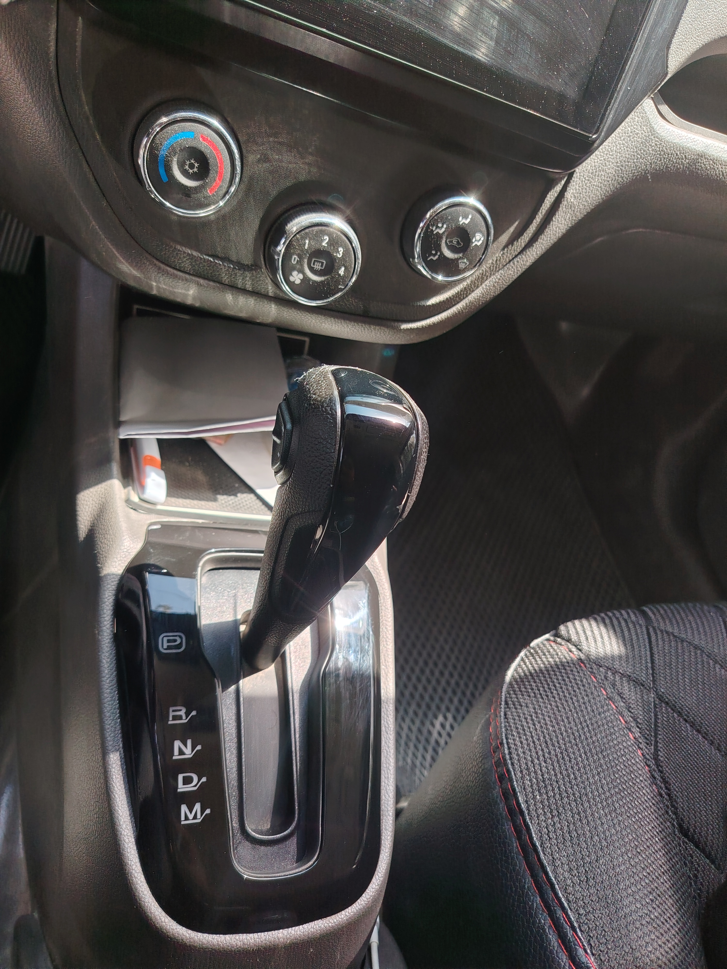 Панель селектора автоматической коробки передач для Chevrolet Cobalt