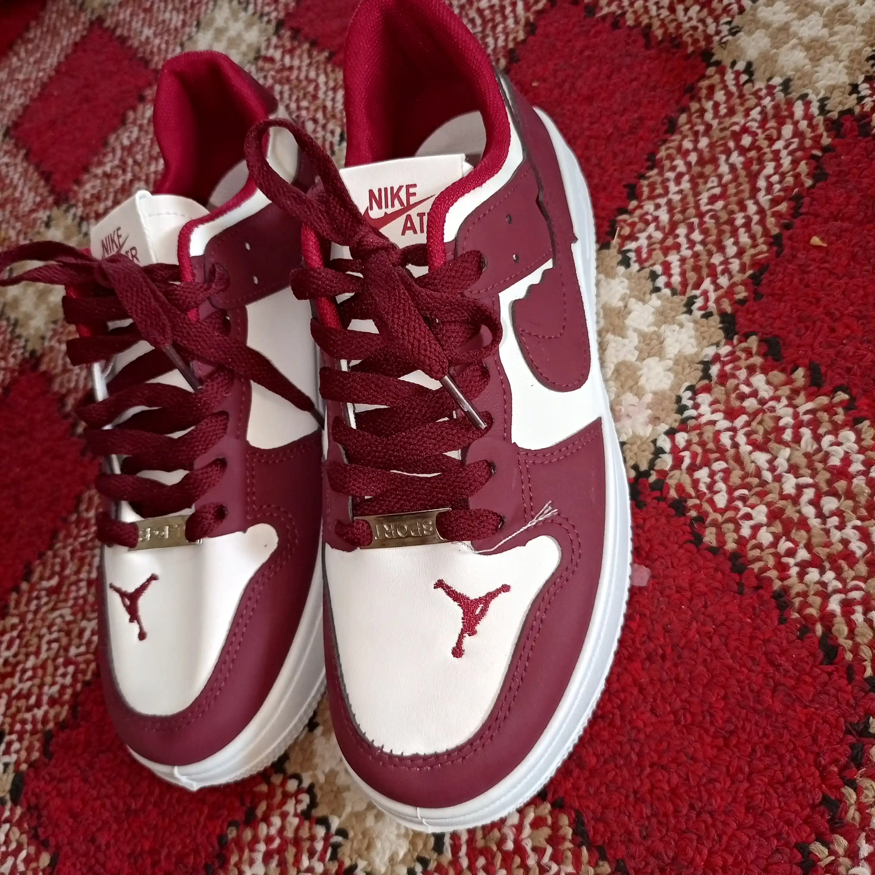 Erkaklar va ayol-qizlar uchun universal sport krassovkalari NIKE Air Jordan 36-40