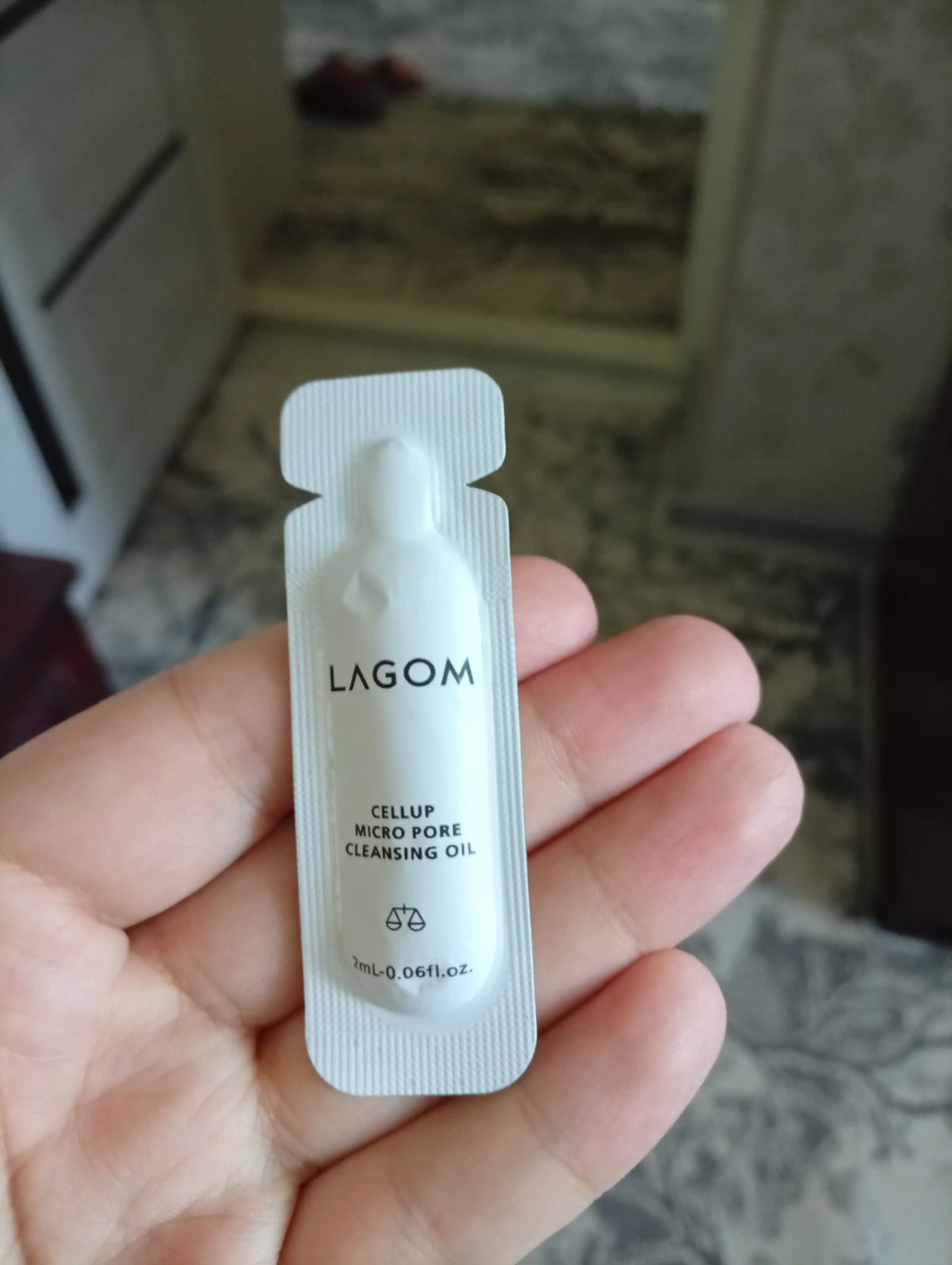 COSRX Salicylic Acid Cleanser — пенка с салициловой кислотой 0,5%, от акне и черных точек