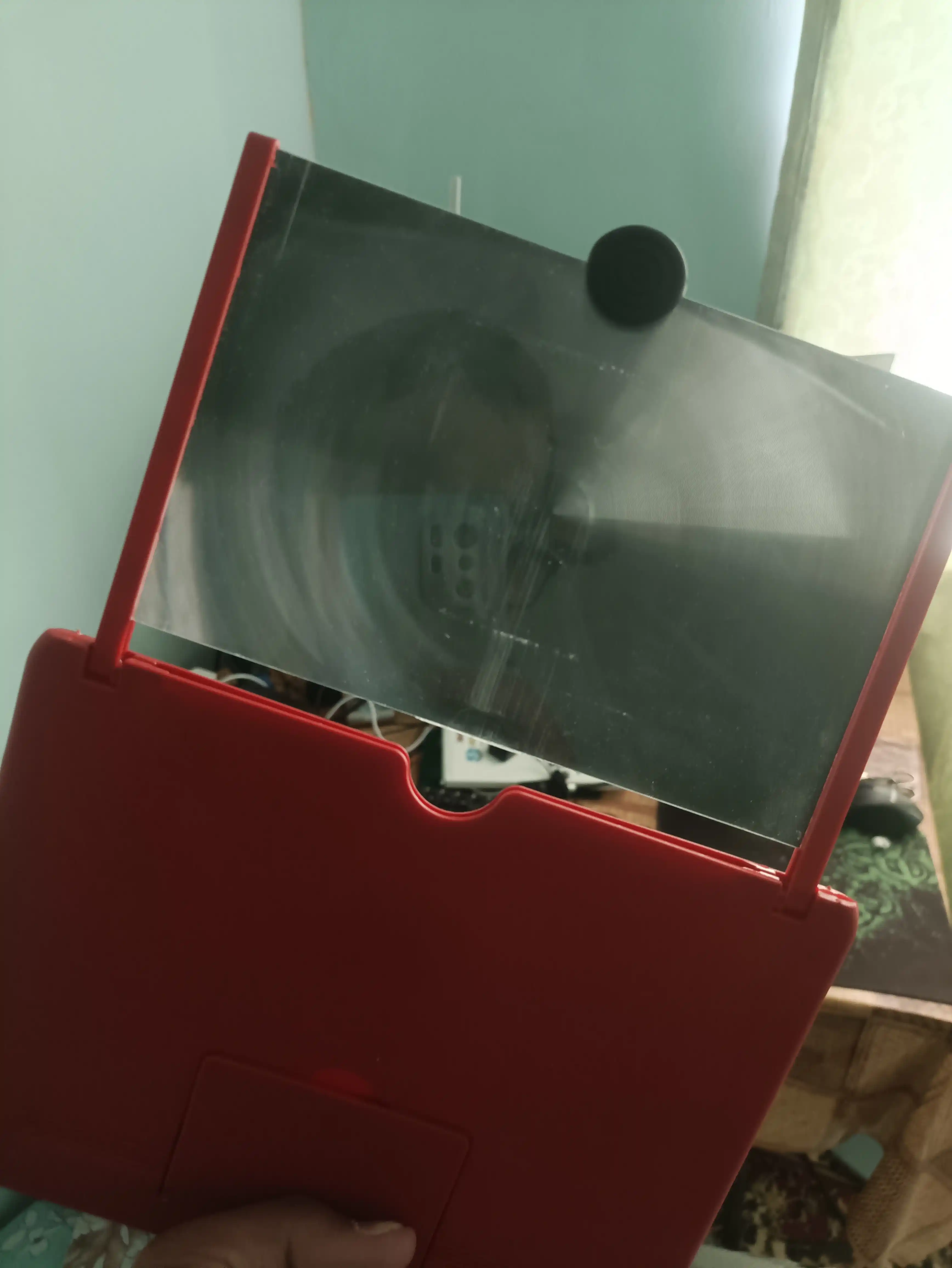 Telefon uchun 3D ekran kattalashtirgich, video ko‘rish uchun stend