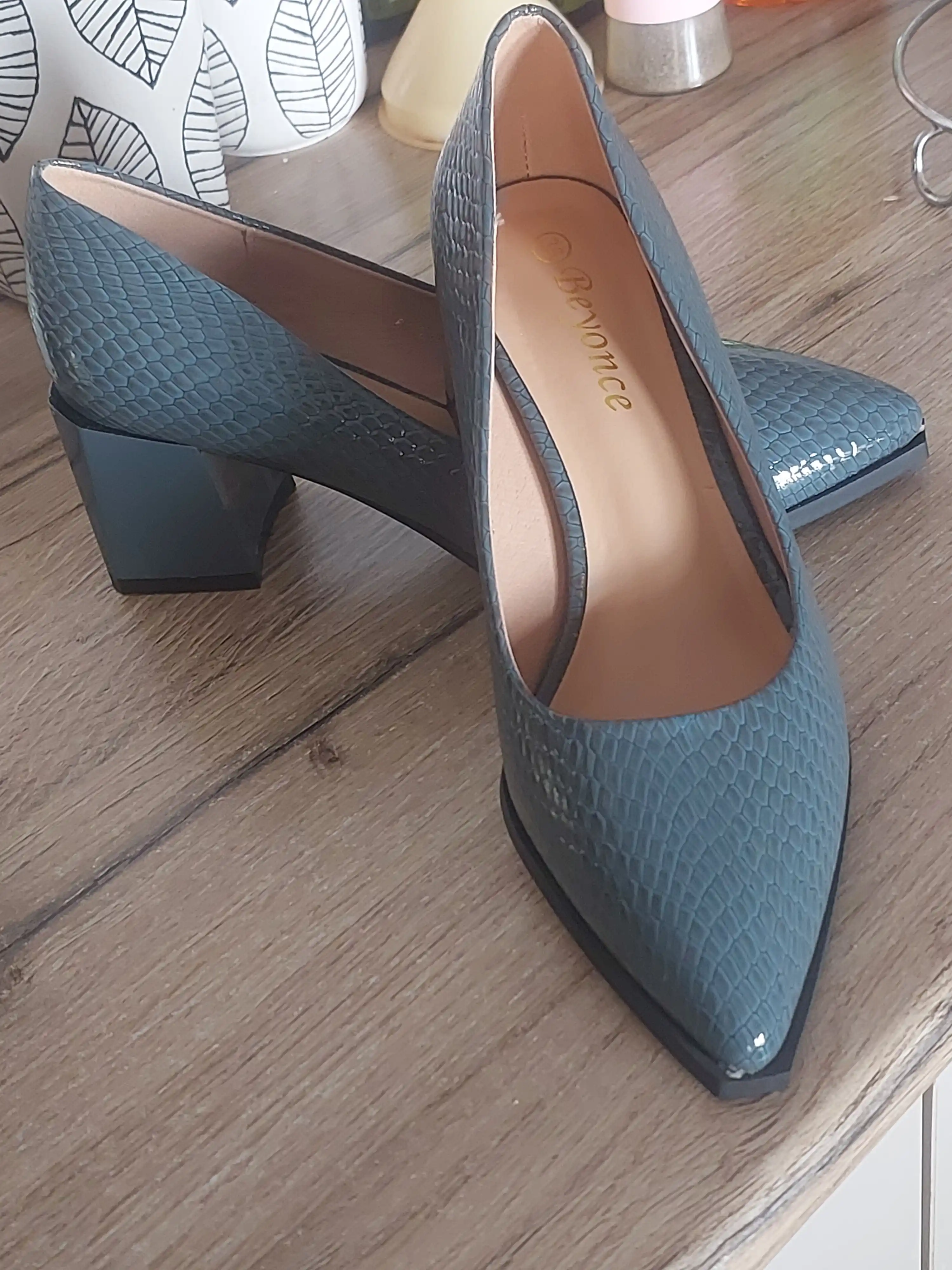 Женские современные классические туфли 36-40