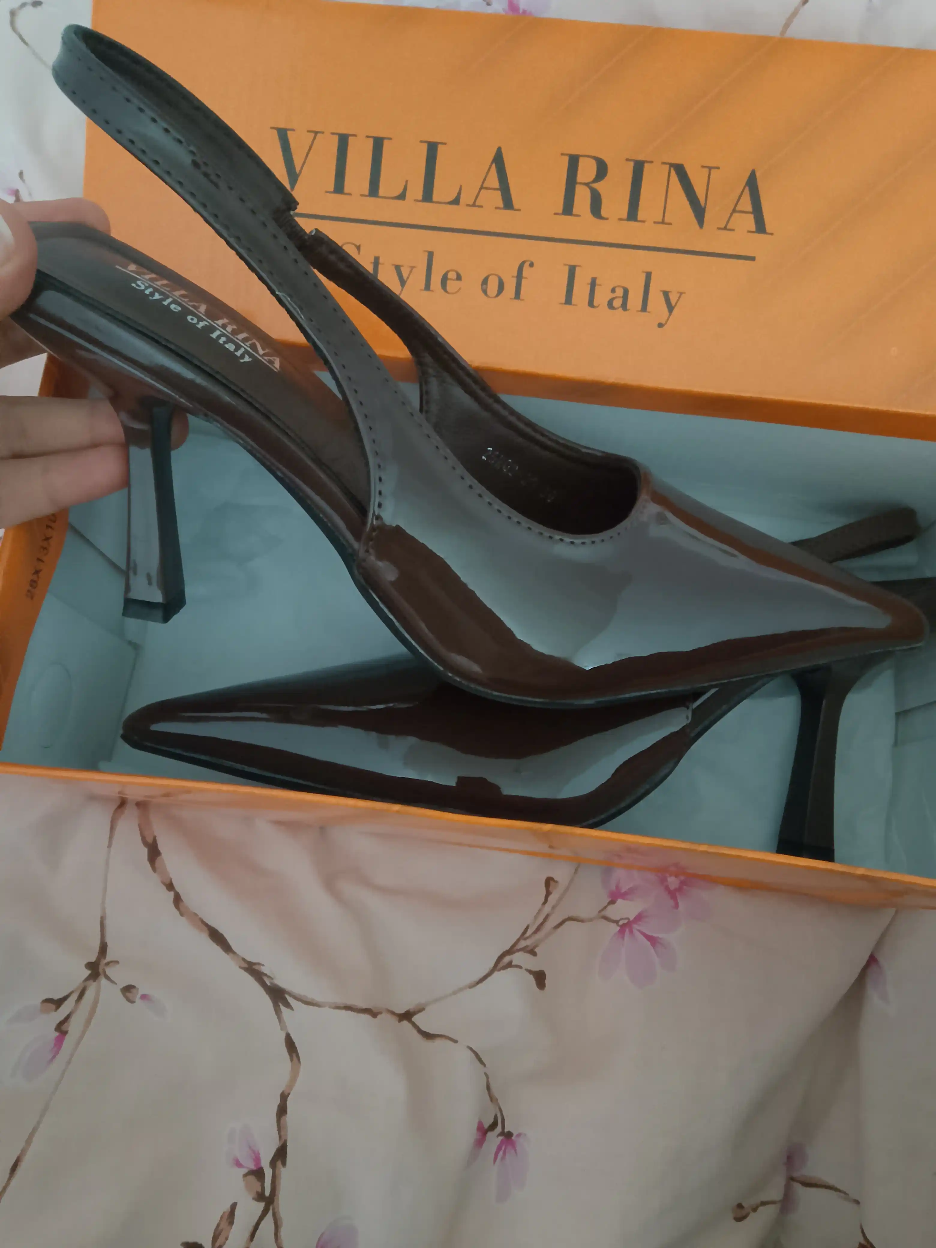 Ayollar uchun tor uchli 8 sm uzunlikdagi stiletto sandallari, eko-charm, zamonaviy, nafis