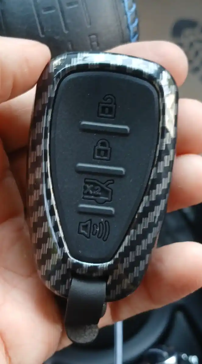 Премиальный чехол для пульта Magicar – Metal, Carbon, Mini Malibu