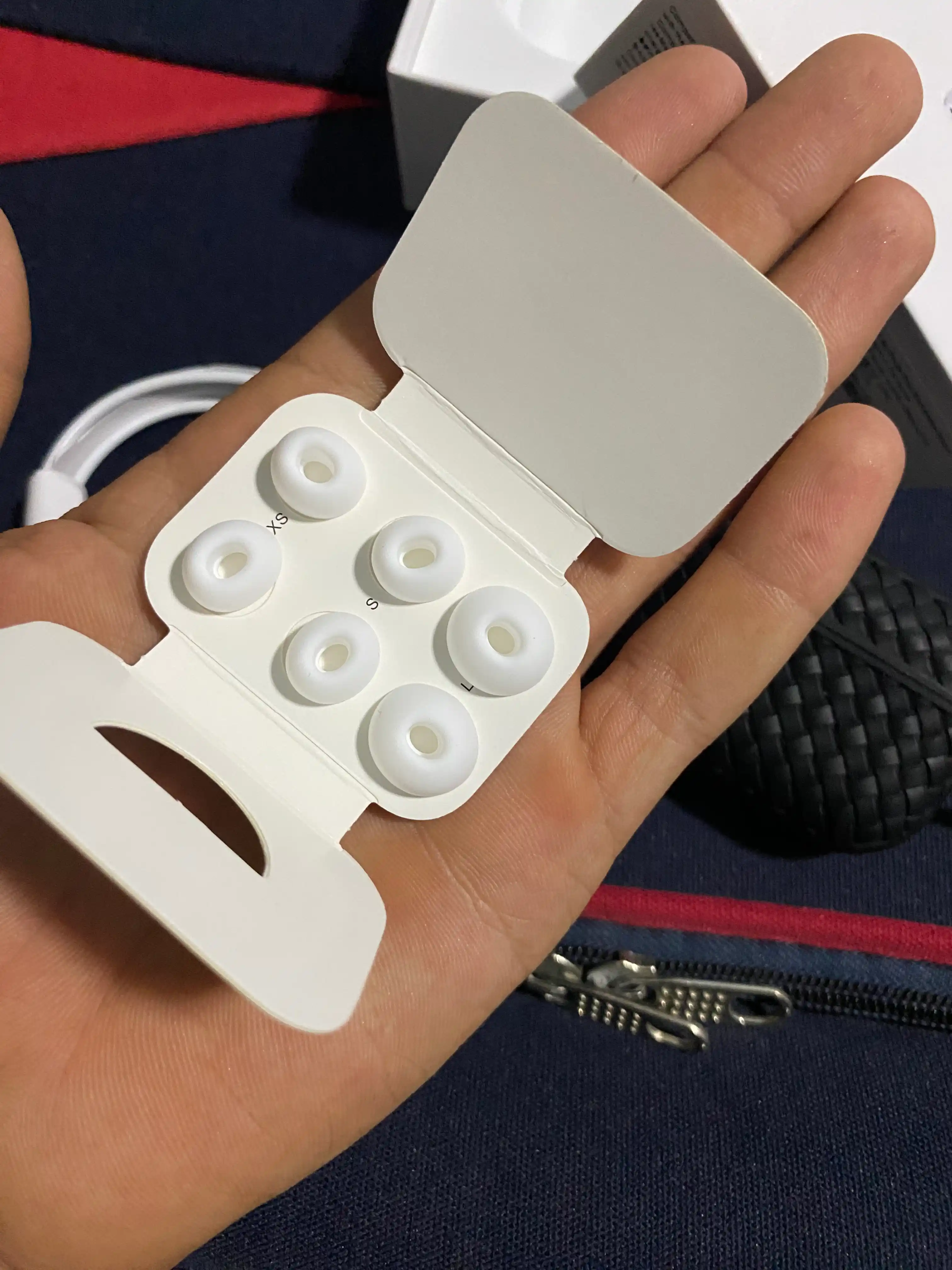 Simsiz Pods 2 Premium quloqchinlari,Iphone va Android uchun,sovg'a sifatida g'ilof