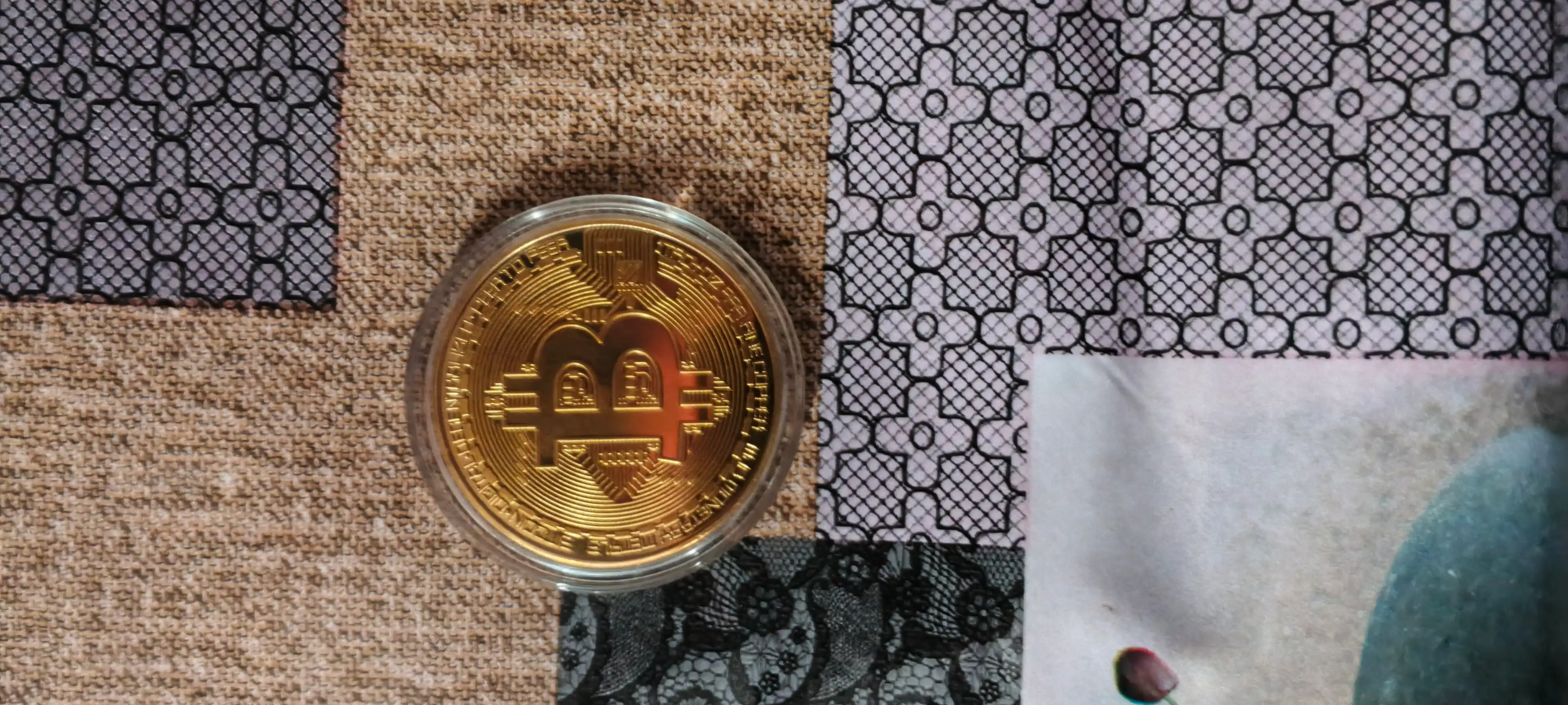 Bitkoin tangasi