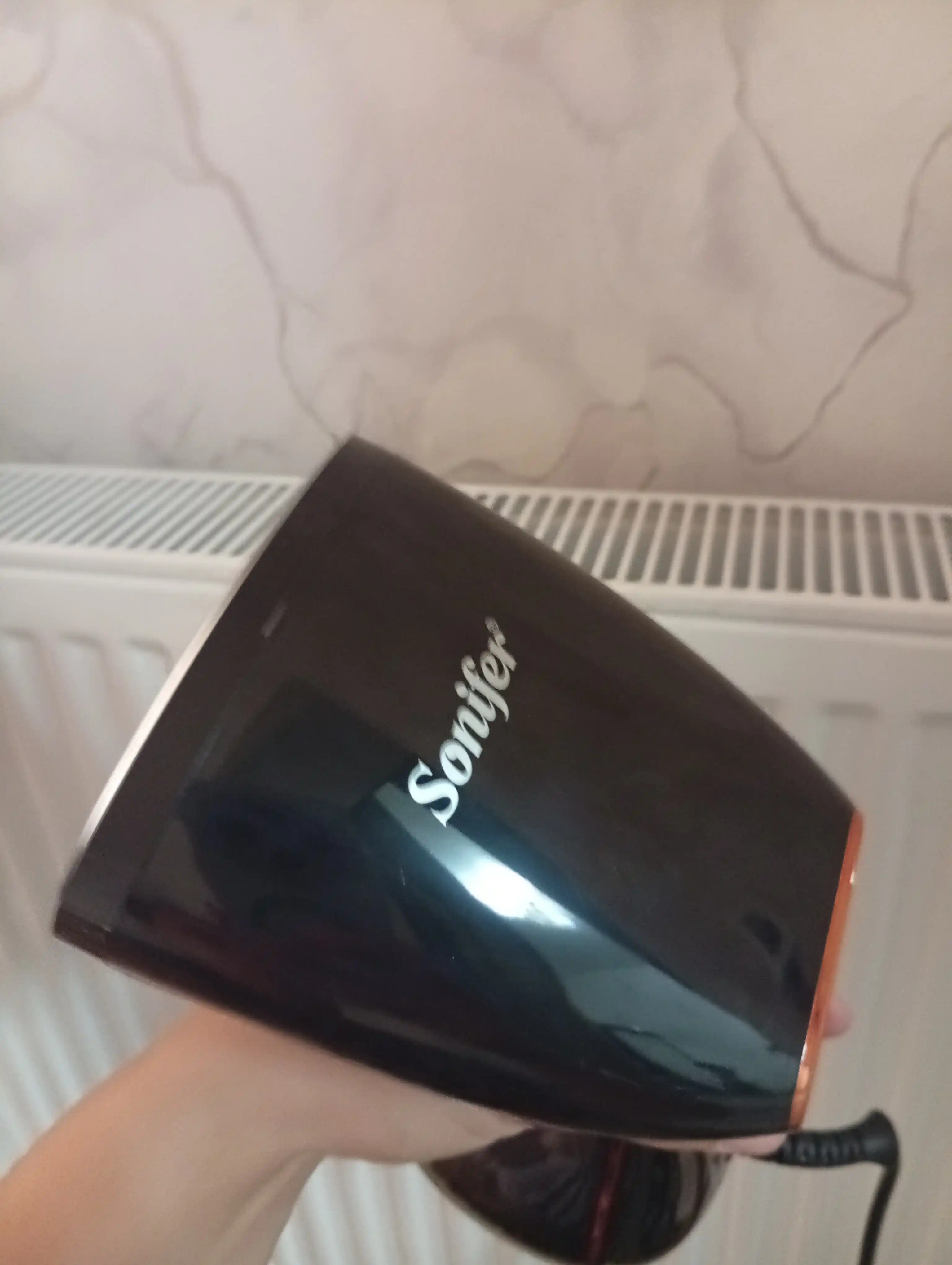 Bug‘li dazmol Dovel X6, 2000W, 360 ml, vertikal kiyim va parda uchun steamer