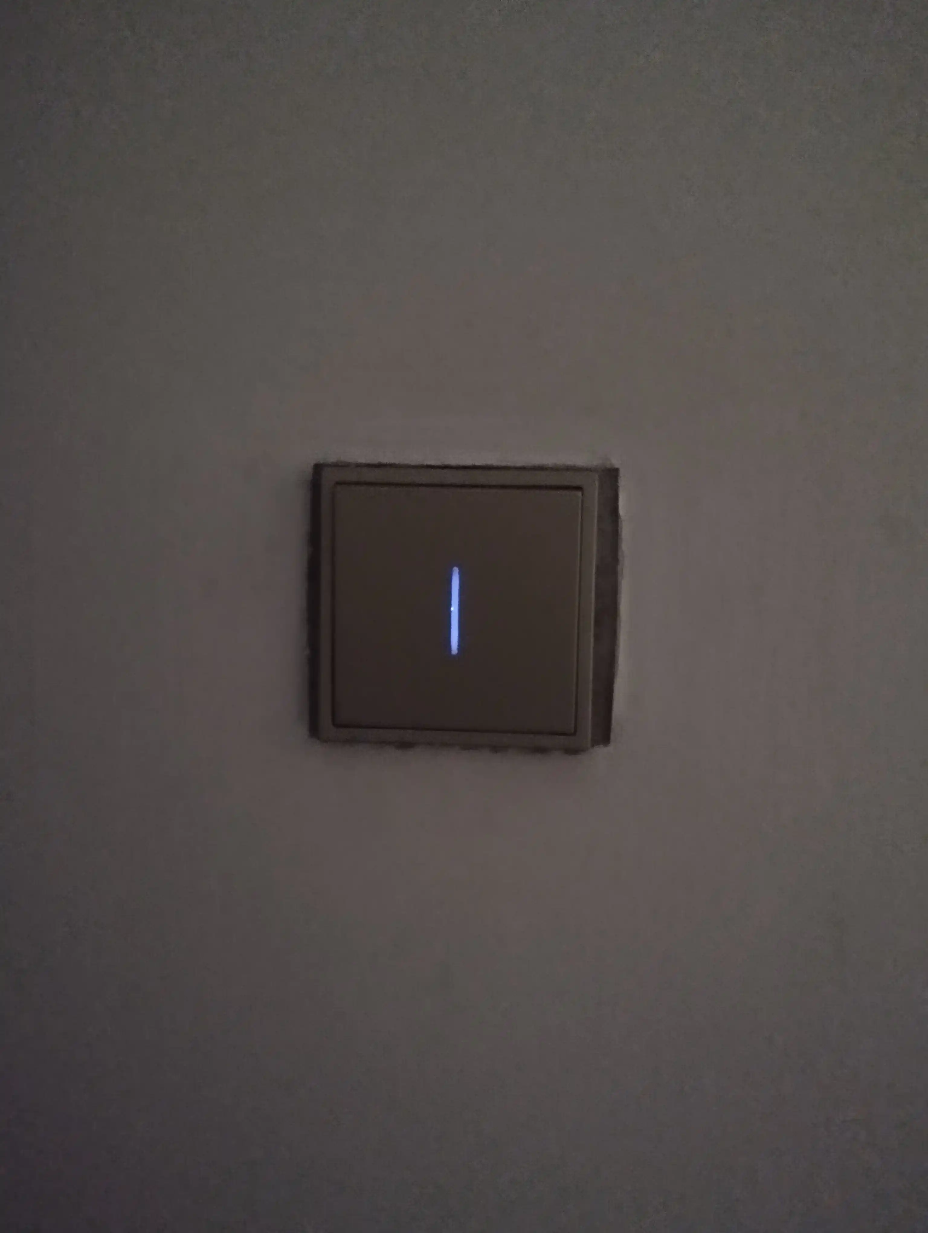 Выключатель с LED подсветкой, одинарный и двойной, в трех цветах