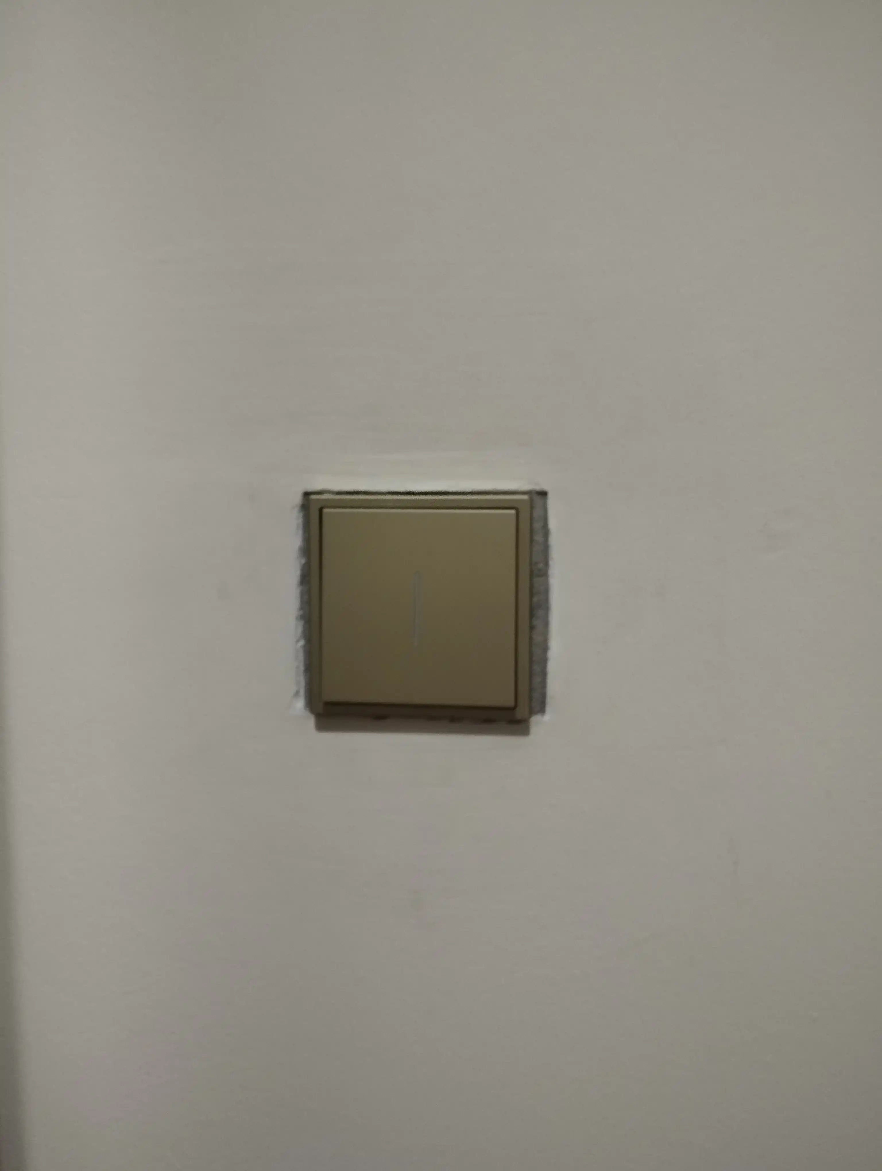 Выключатель с LED подсветкой, одинарный и двойной, в трех цветах
