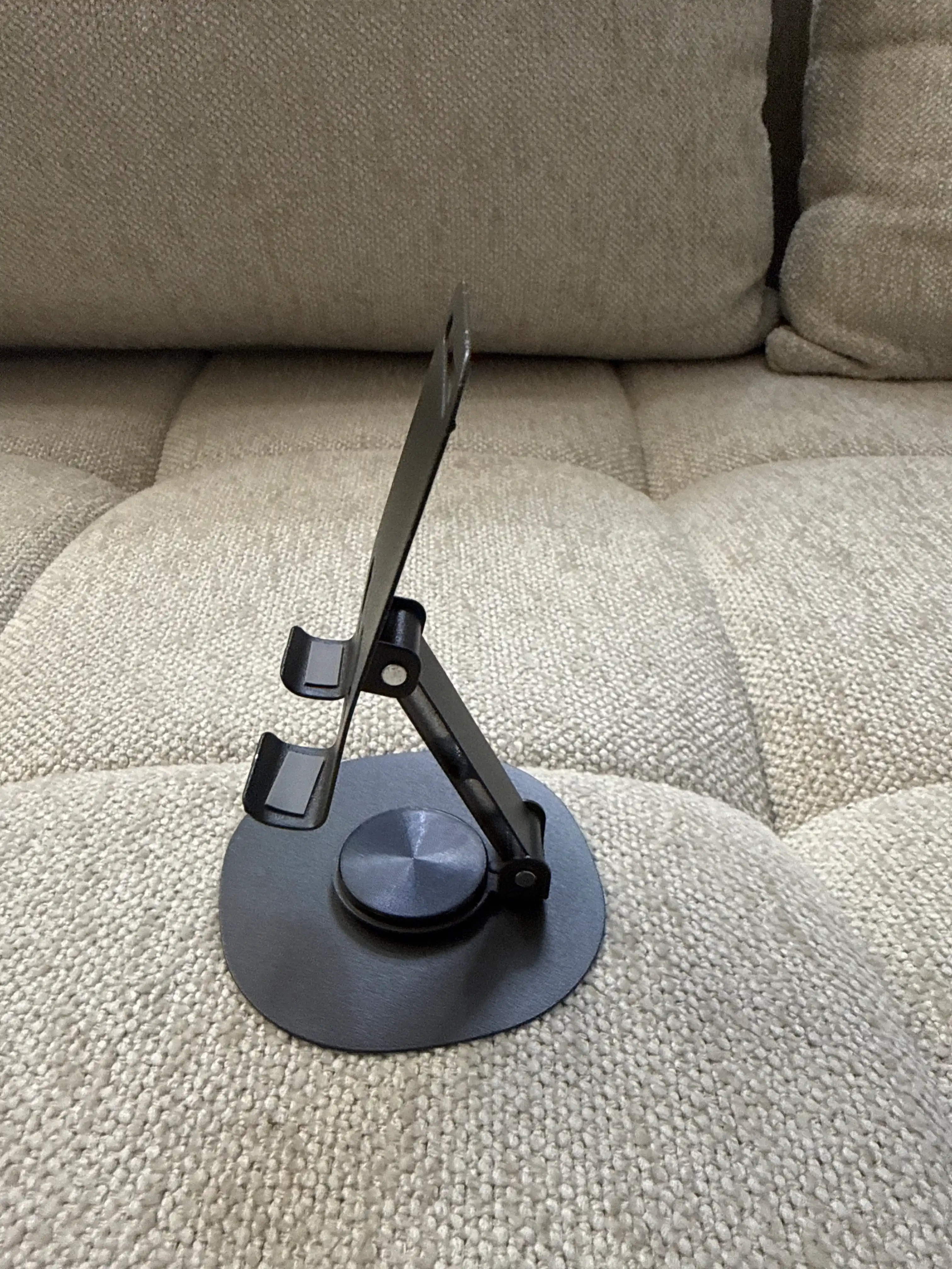 Buklanadigan telefon va planshet ushlagichi, 360° burama va mustahkam o'rnatish
