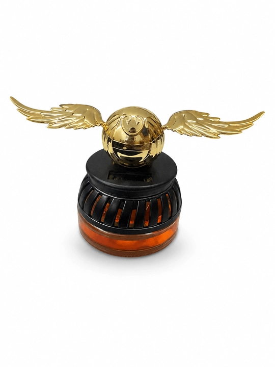 Для вашего автомобиля — сочетание роскошного аромата и дизайна GOLDEN WINGS