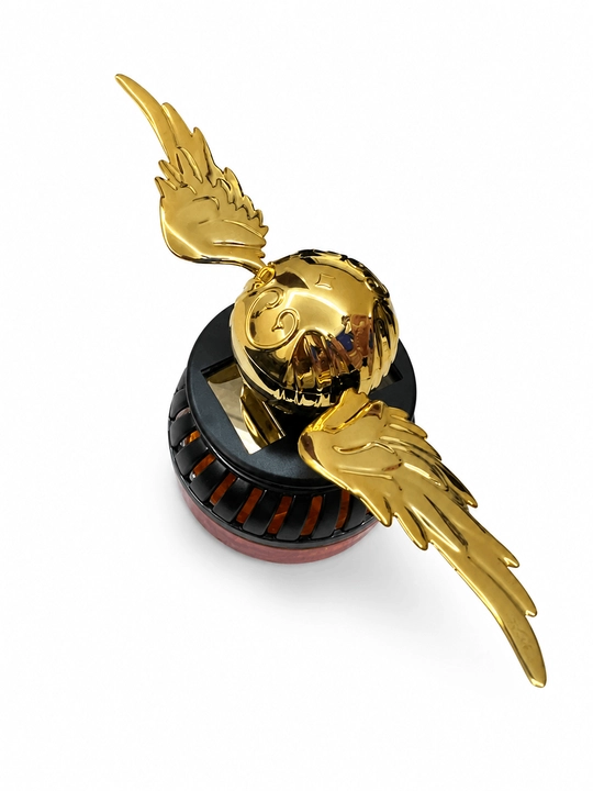 Для вашего автомобиля — сочетание роскошного аромата и дизайна GOLDEN WINGS