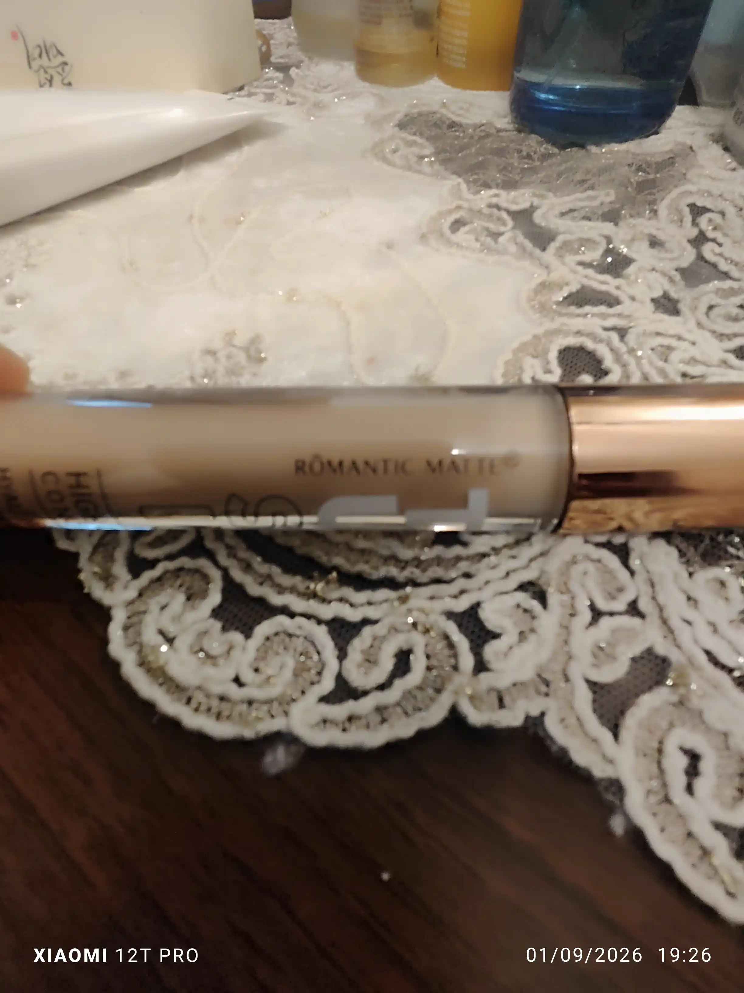 Barcha teri turlari uchun Catrice True Skin professional konsileri