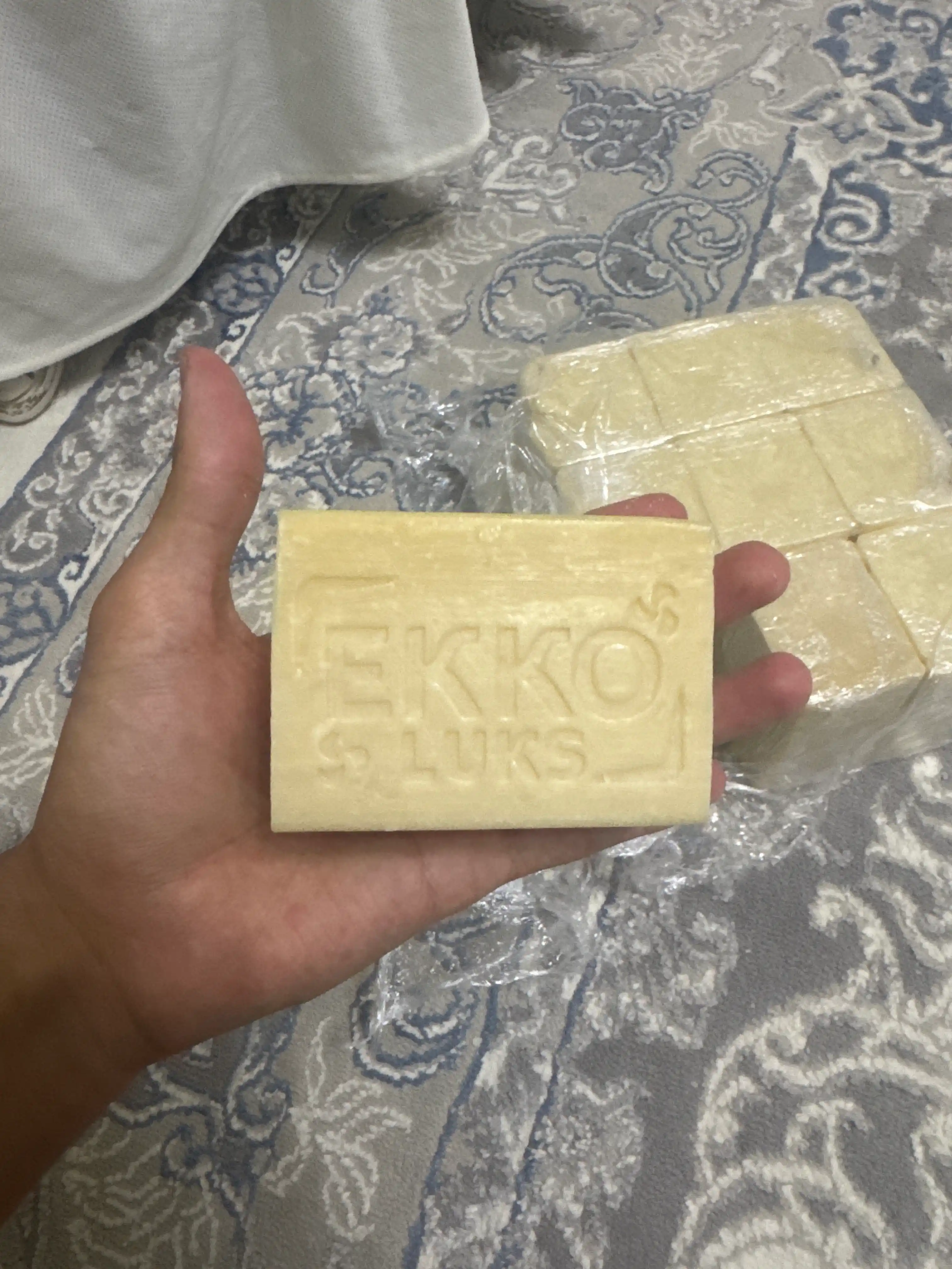 Kir sovun — xo‘jalik sovuni 65% / 70%, kir yuvish va uy-ro‘zg‘or uchun