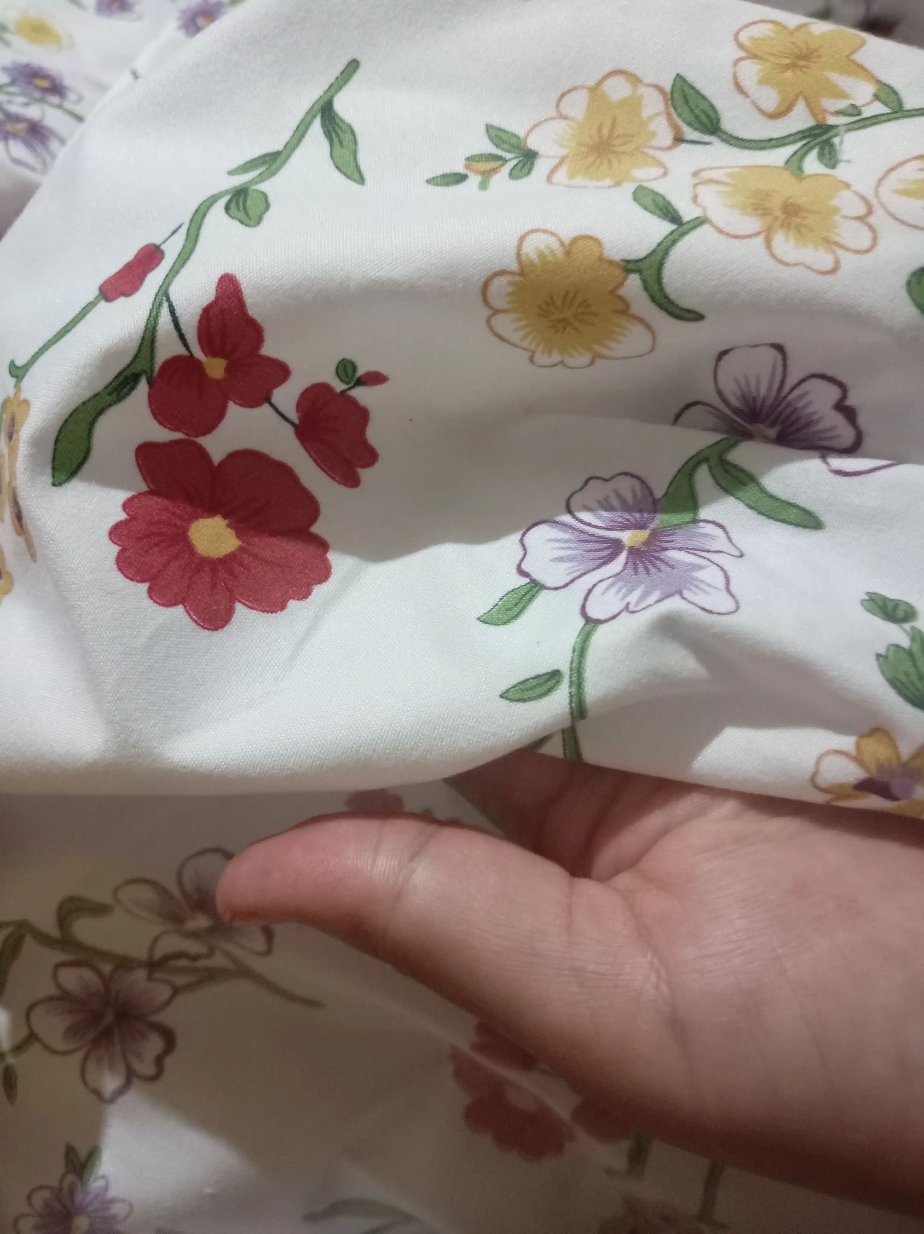 Комплекты постельного белья, двуxспальное и односпальное постельное белье