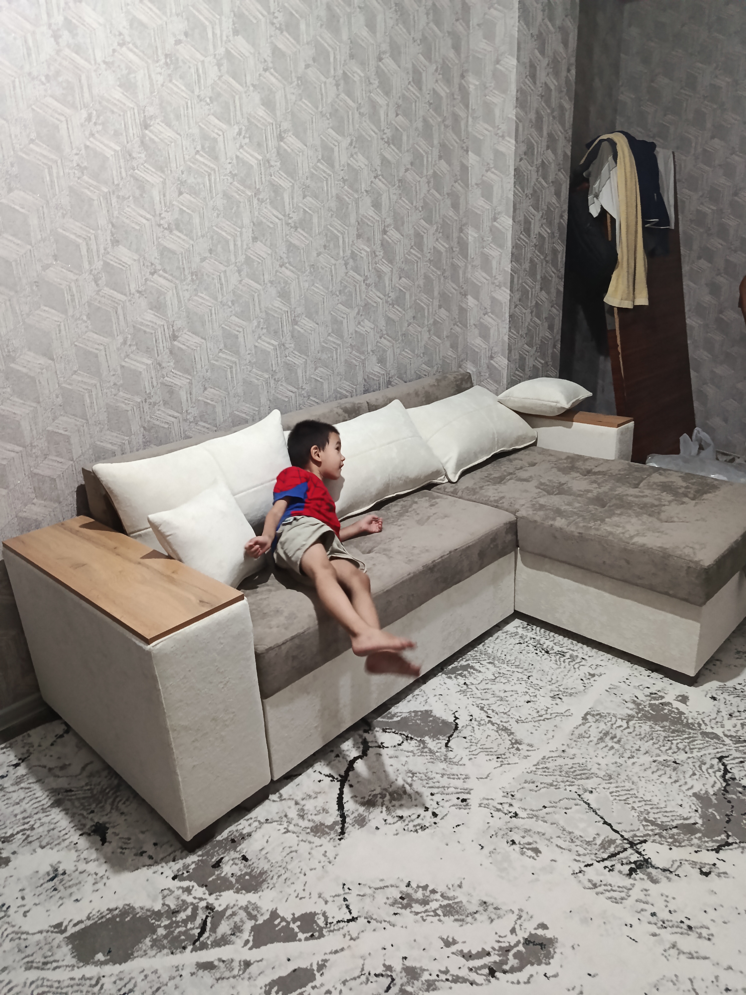 Yashikli yig‘ma burchakli divan, yumshoq divan, divan karavot Woodzone
