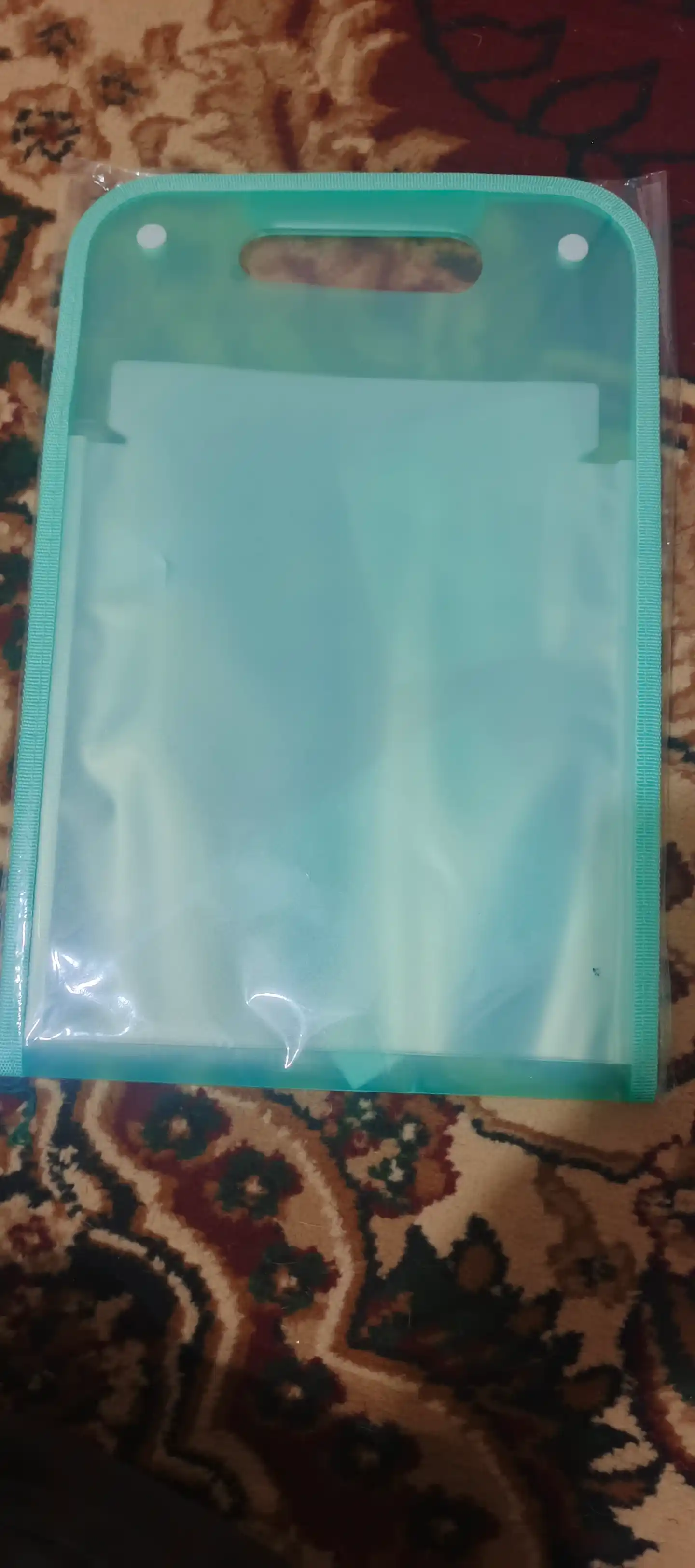 A4 formatli hujjatlar uchun 13 bo‘limli papka—tartibli saqlash va qulay foydalanish uchun