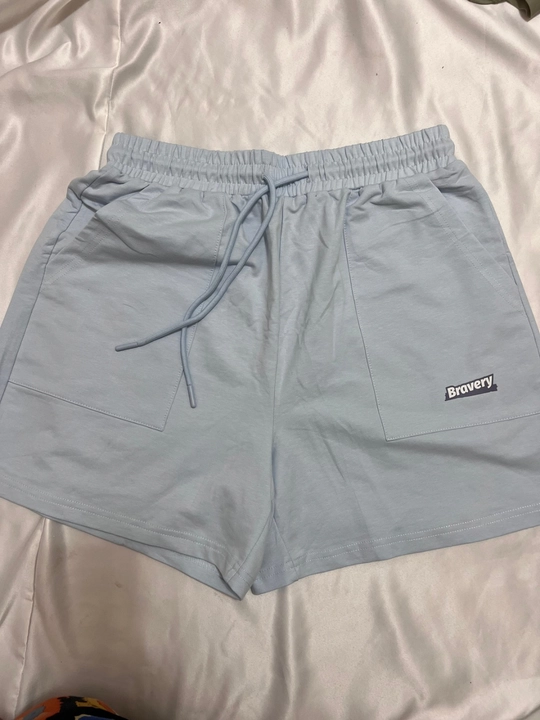 Ayollar va qizlar uchun kalta sport shortiklari