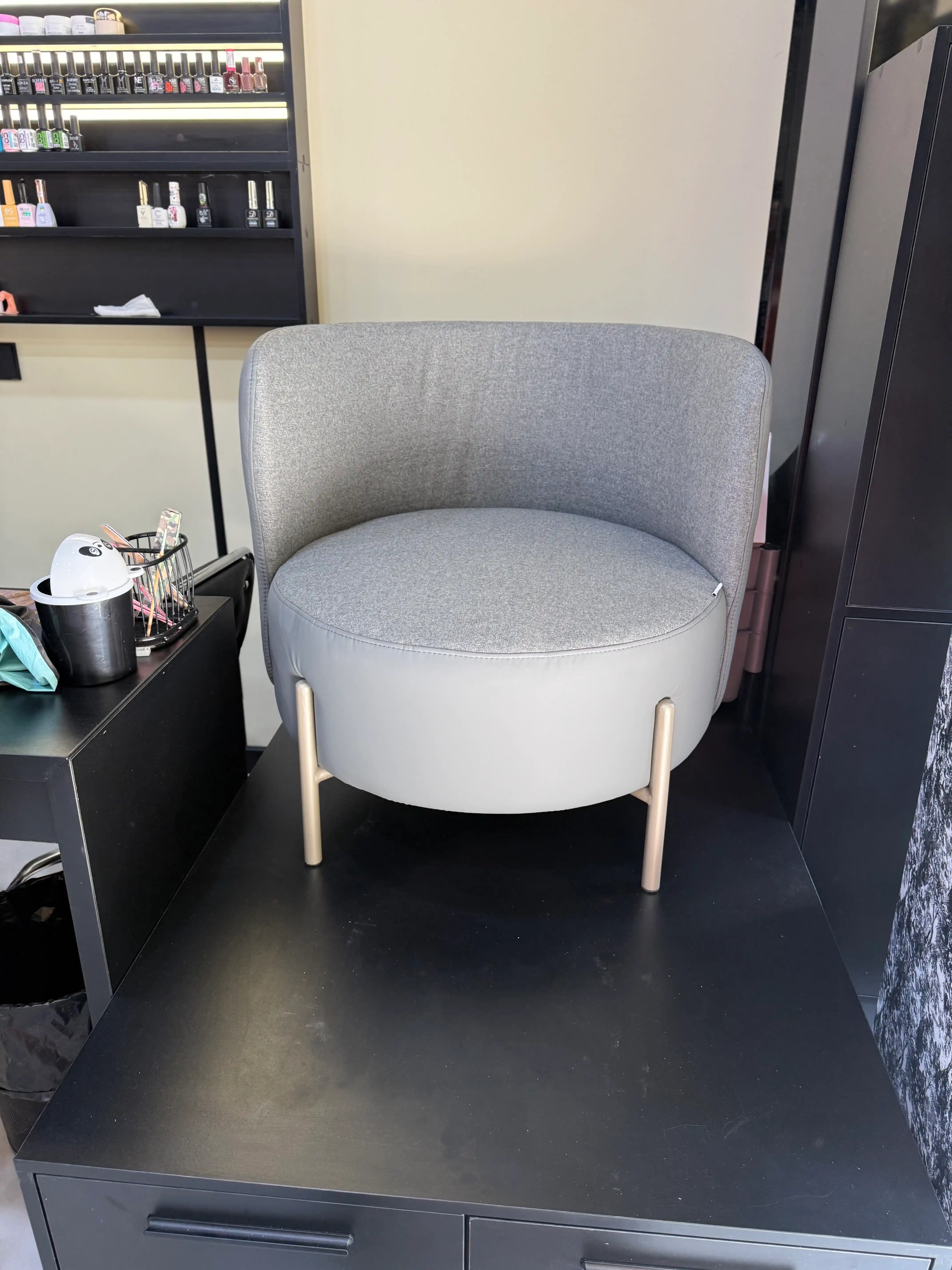 Кресло AIKO Comfy, мягкое, для дома и офиса, букле, стальной каркас, нагрузка 150 кг