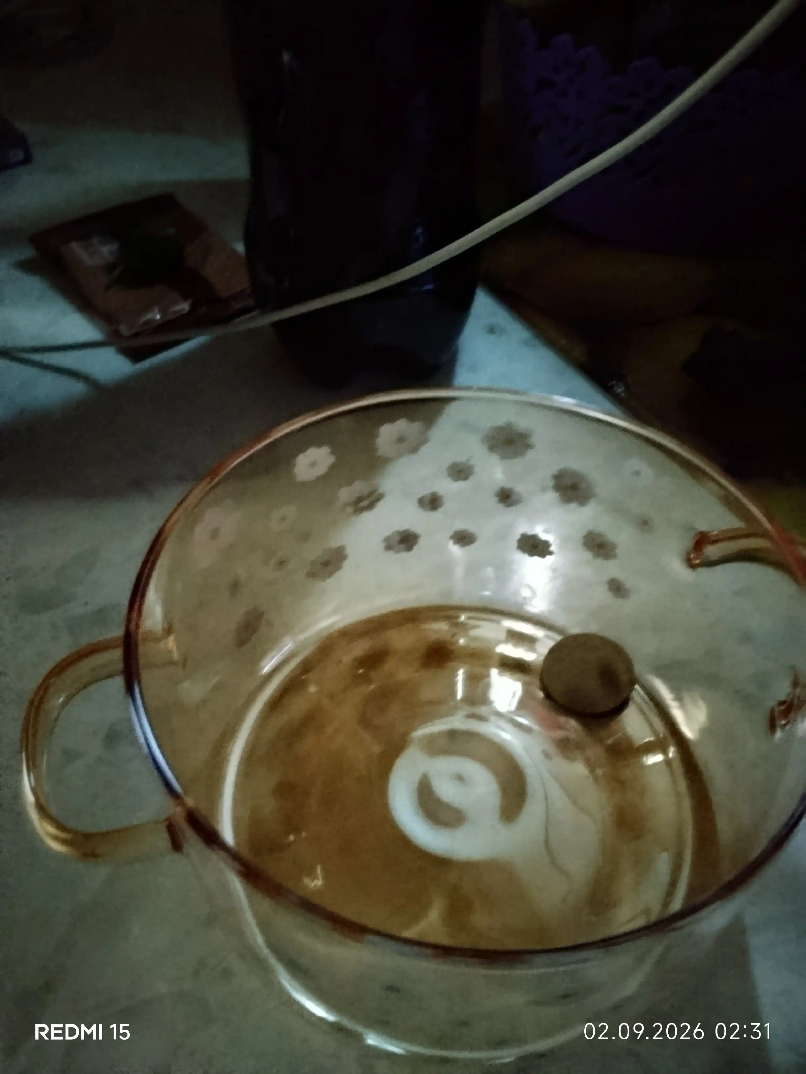 Borossilikat shishadan qozon 1,8 l, issiqqa chidamli, qopqoqli
