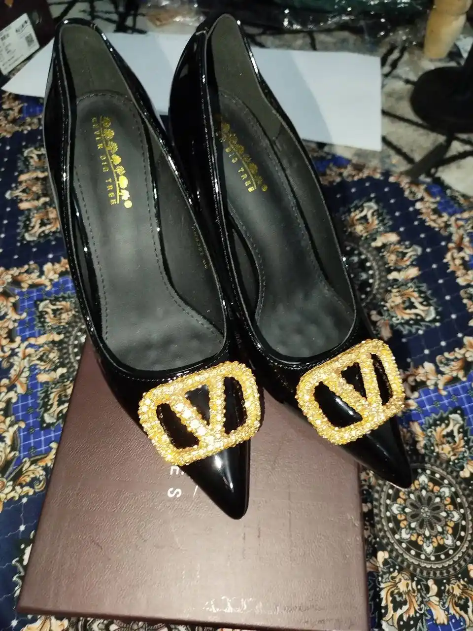 Ayollar tuflisi,tuflilar ayollar un,tufli,poshnali tuflilar,kablokli tuflilar,oyoq kiyim