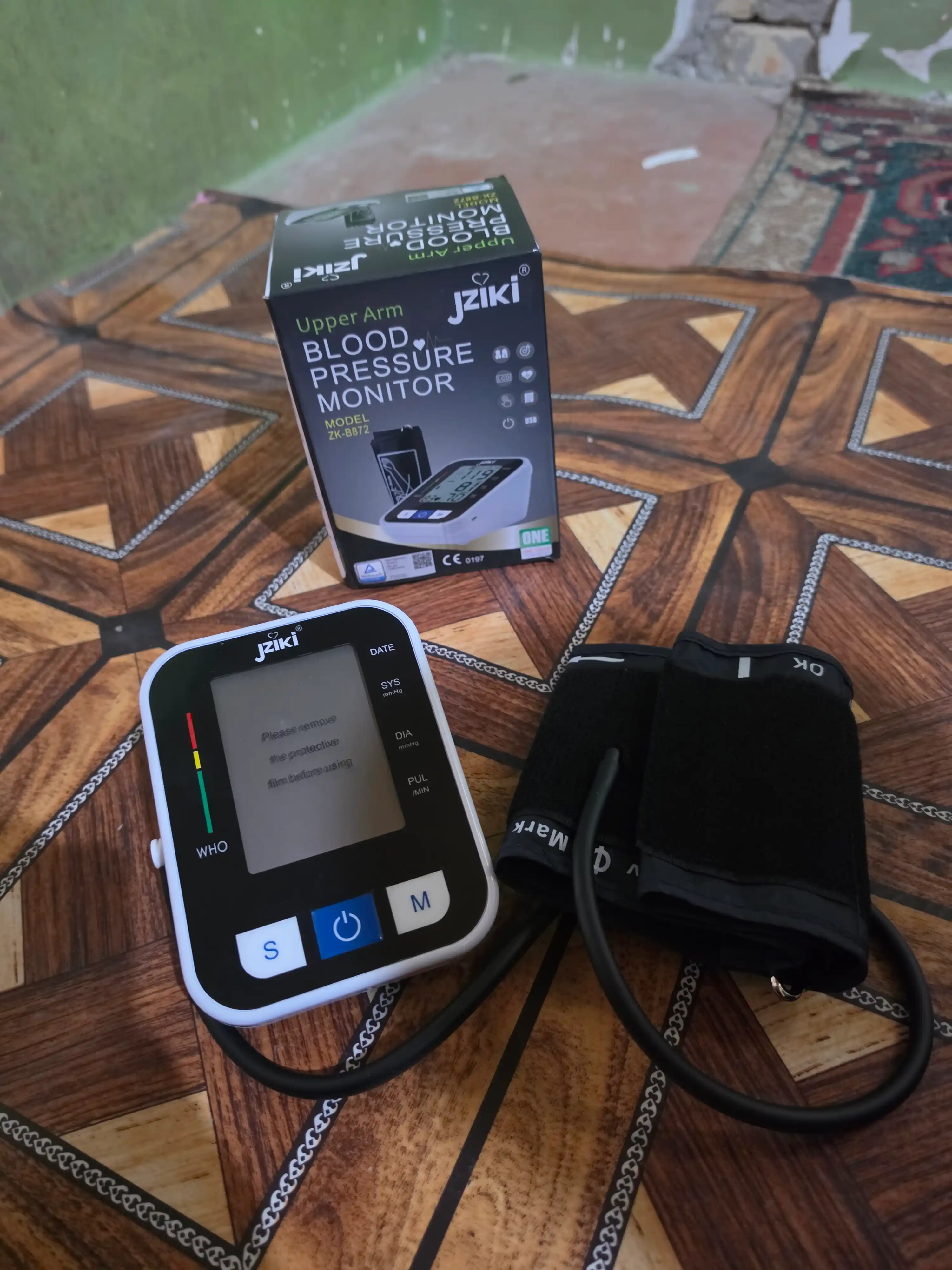 Bosimni o‘lchash uchun avtomatik JZIKI tonometri, ovozli, elektron, IPR tizimi bilan