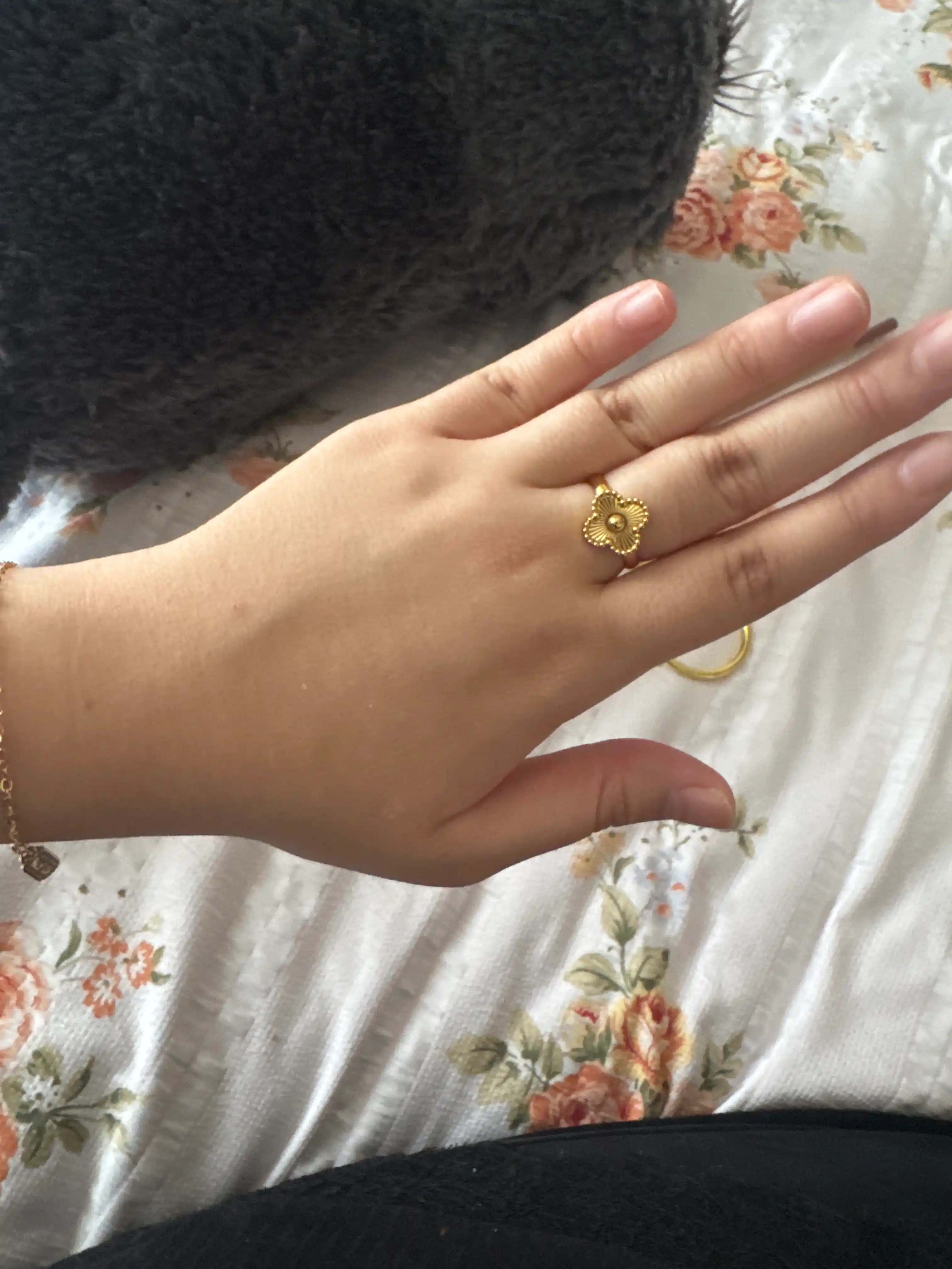 Van Cleef ayollar uzugi, beda, gul, tilla rang, qora, oq rang, uzuk
