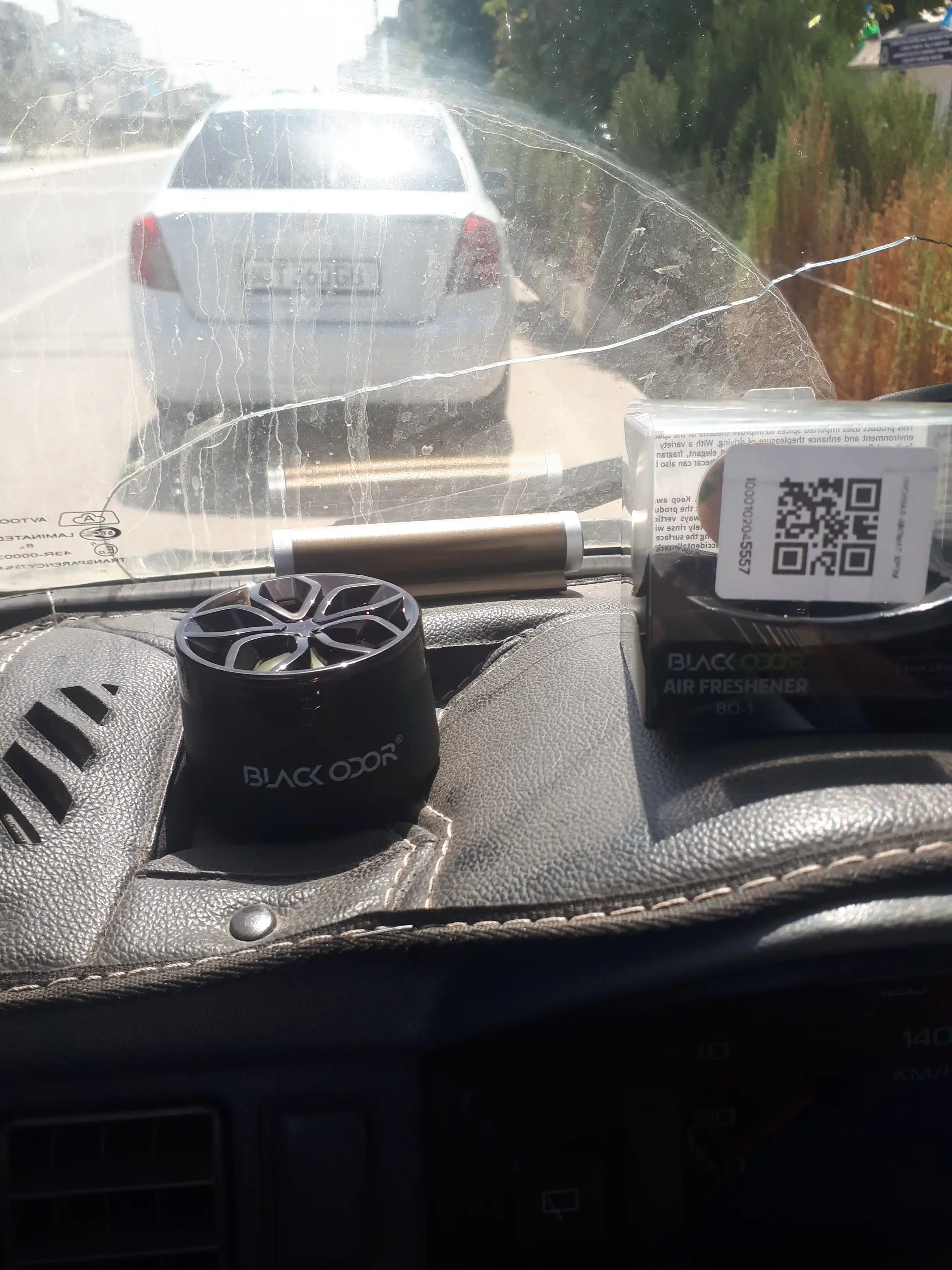 Mashina, uy, ofis uchun "BLACK ODOR" xushbo‘ylantiruvchisi va xushbo‘ylantiruvchisi
