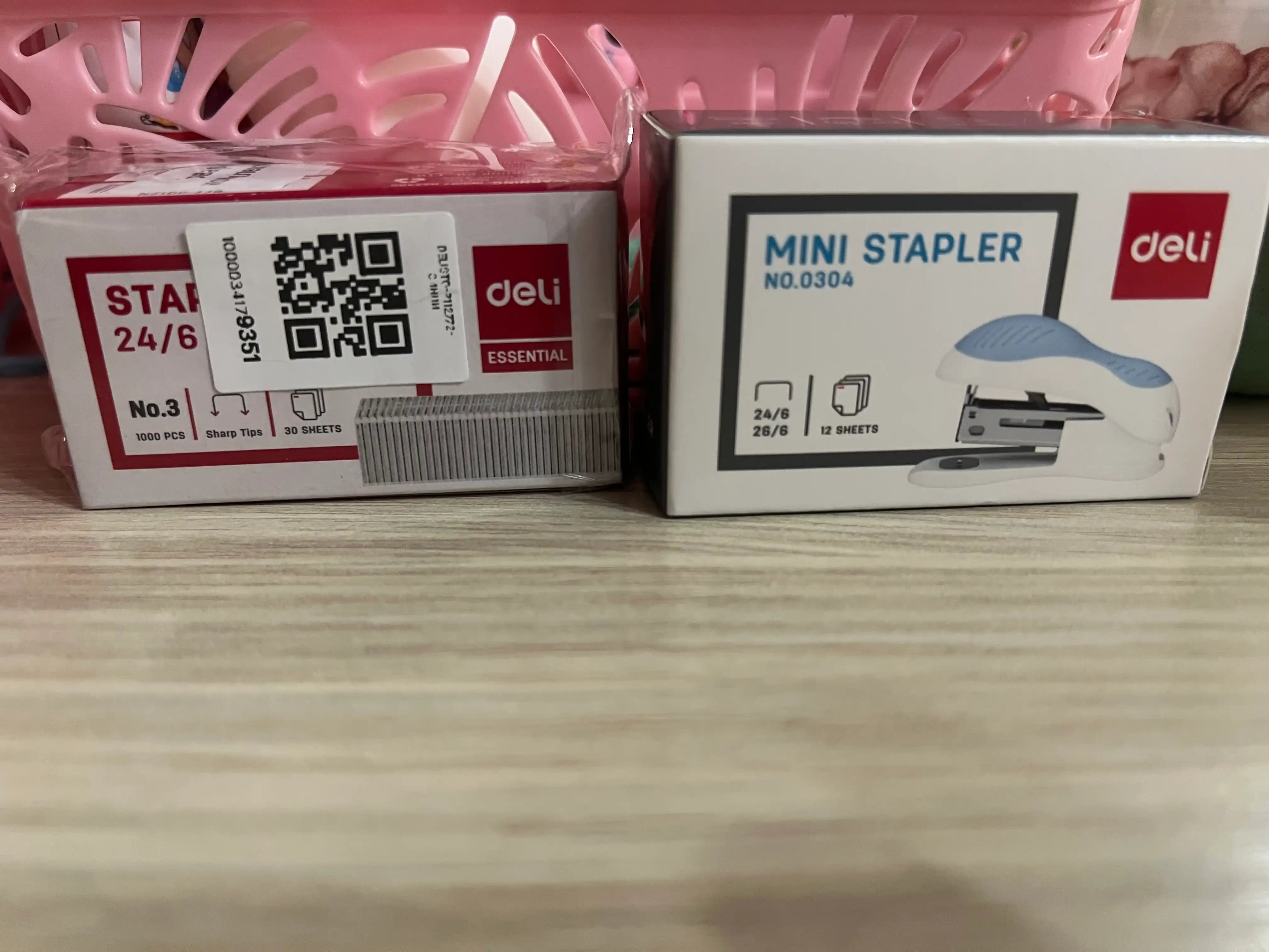Stapler 24/6 (sn) 0304 Deli