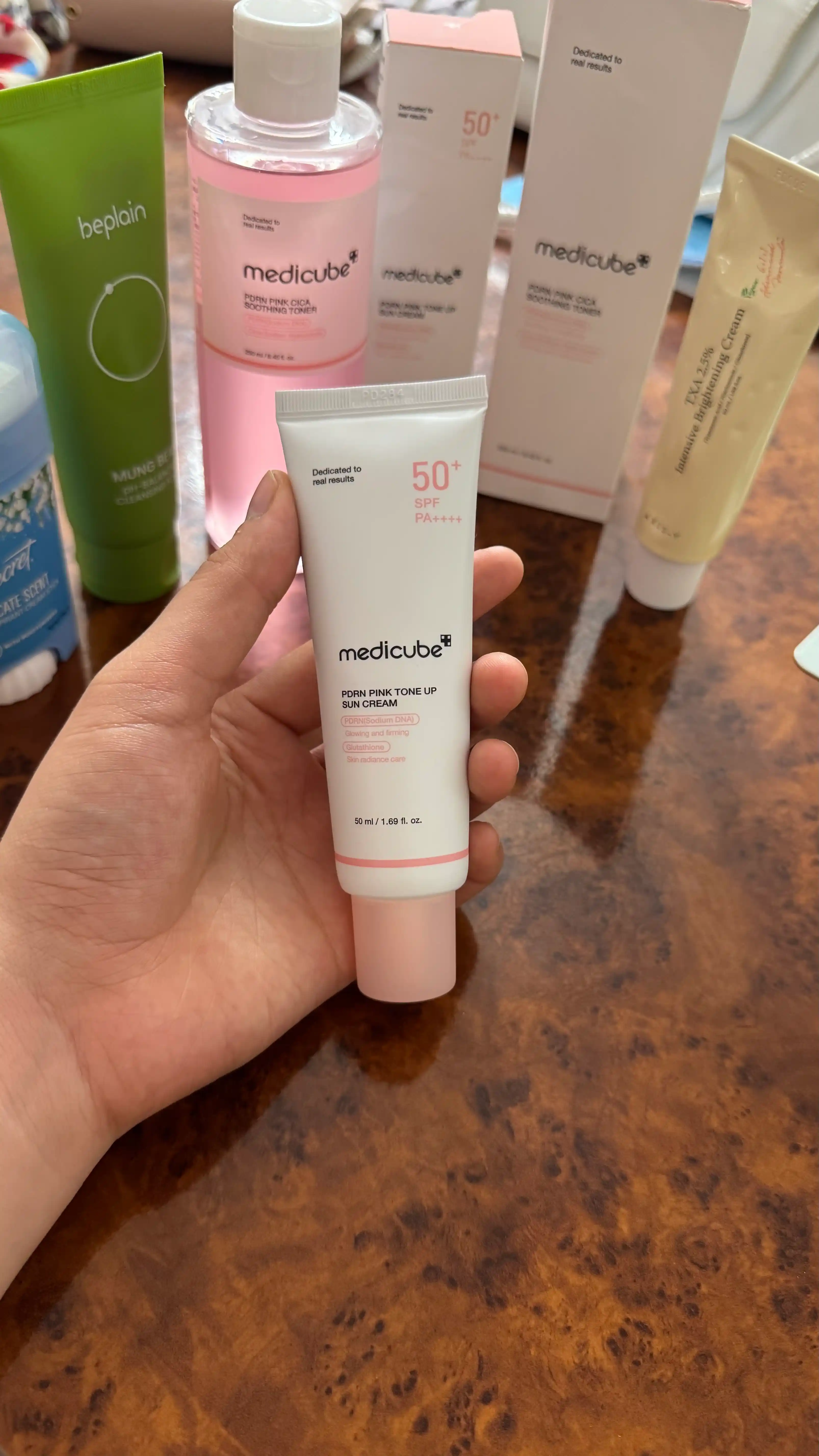 Medicube Солнцезащитный крем SPF 50+ PA++++