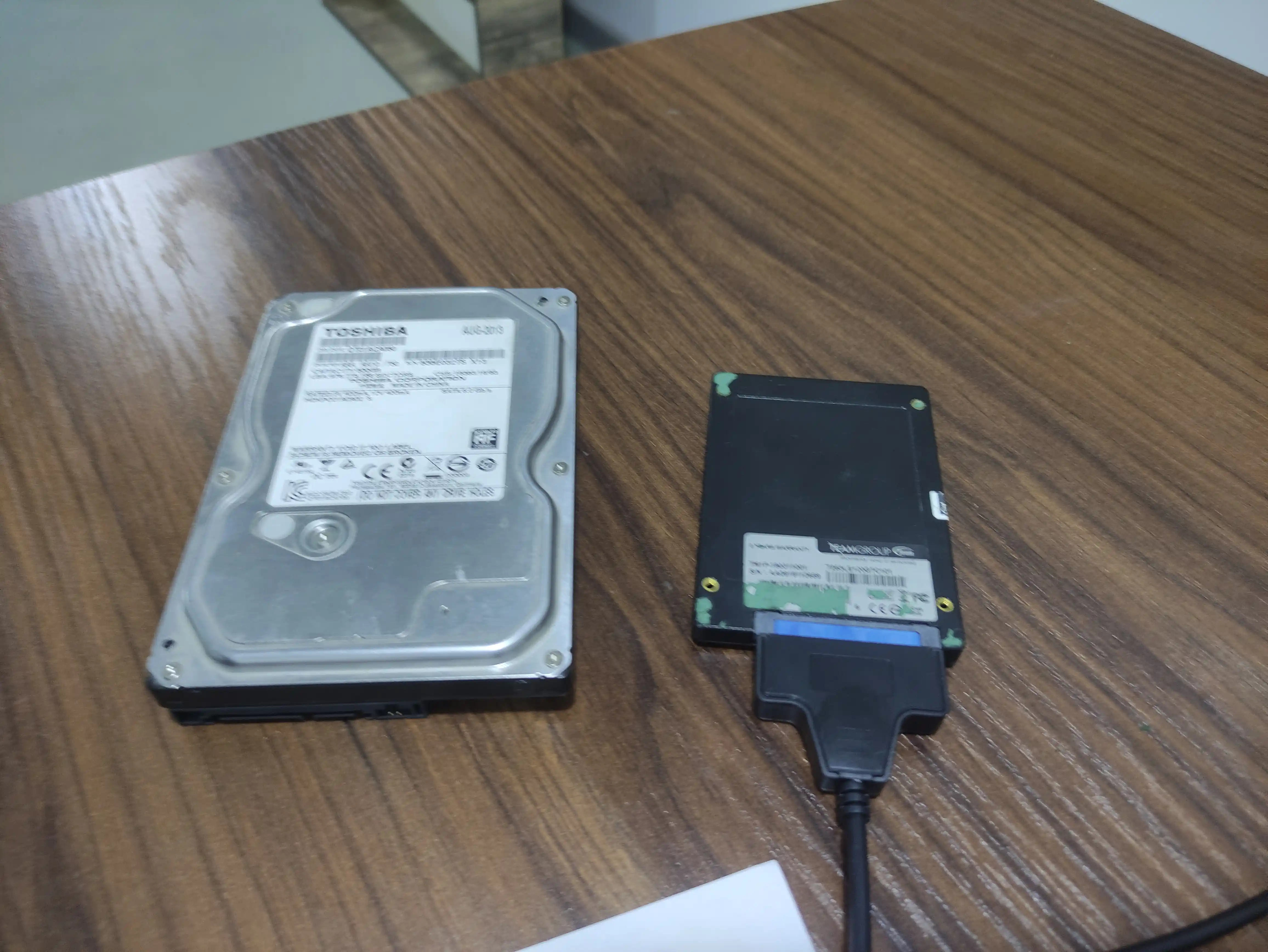 SATA–USB adapter kabeli 2.5 SSD va HDD disklar uchun