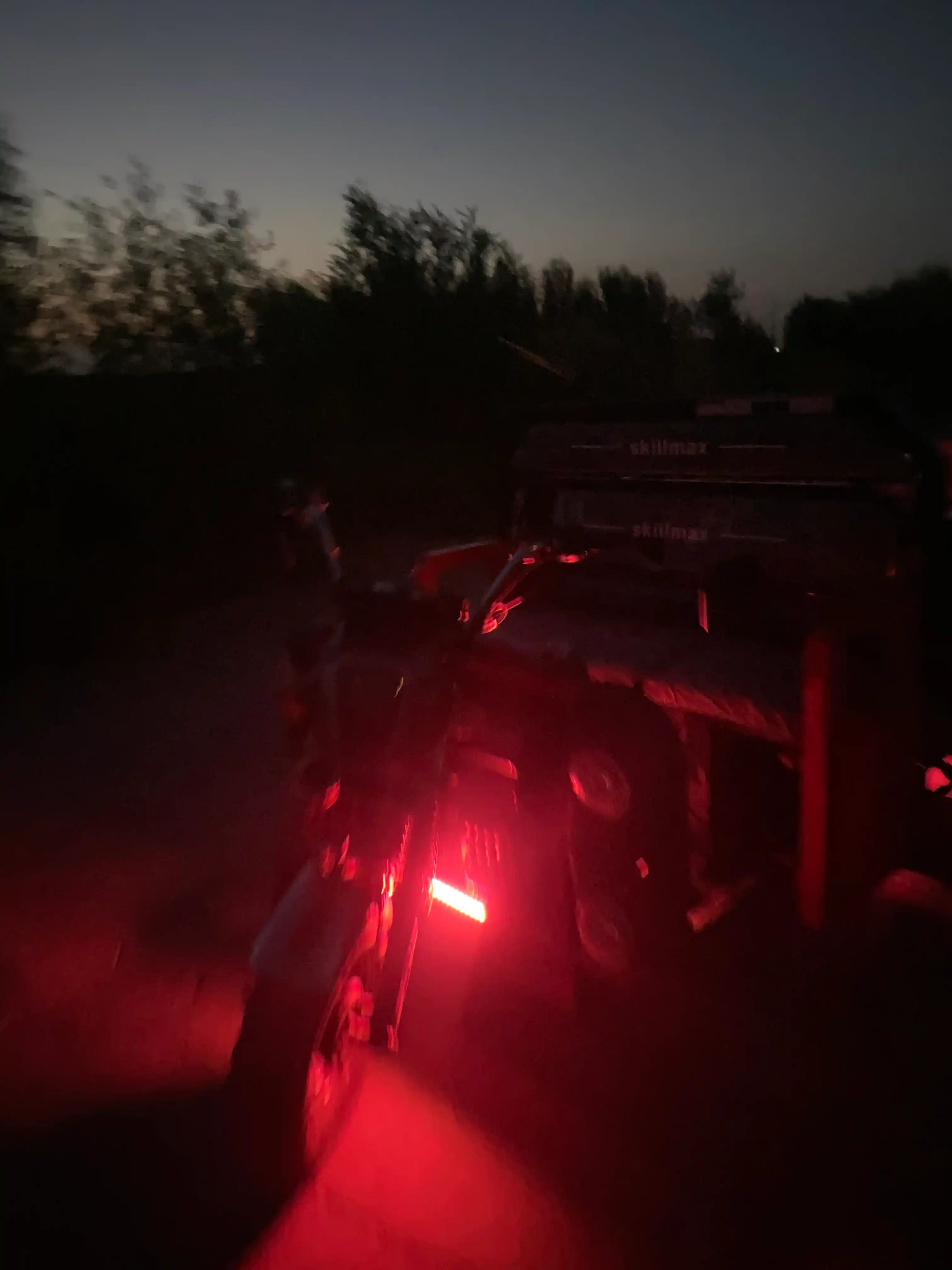 Avtomobilni yoritish uchun svetodiodli tasma