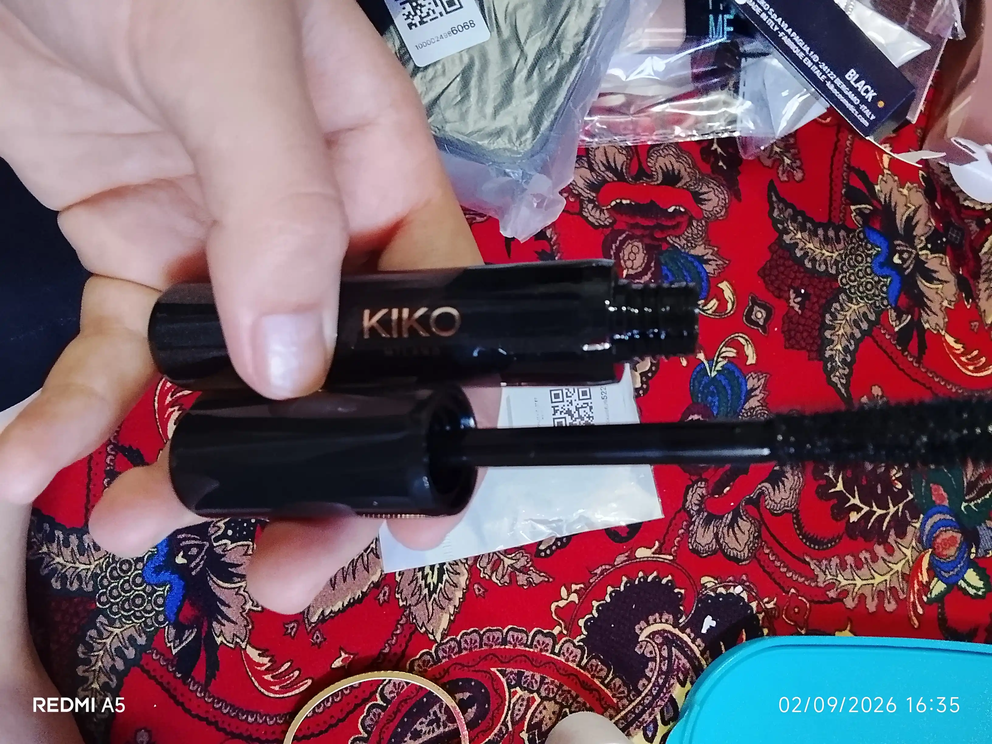 Тушь для ресниц Kiko, водостойкая, эффект объема, черная, 12 мл