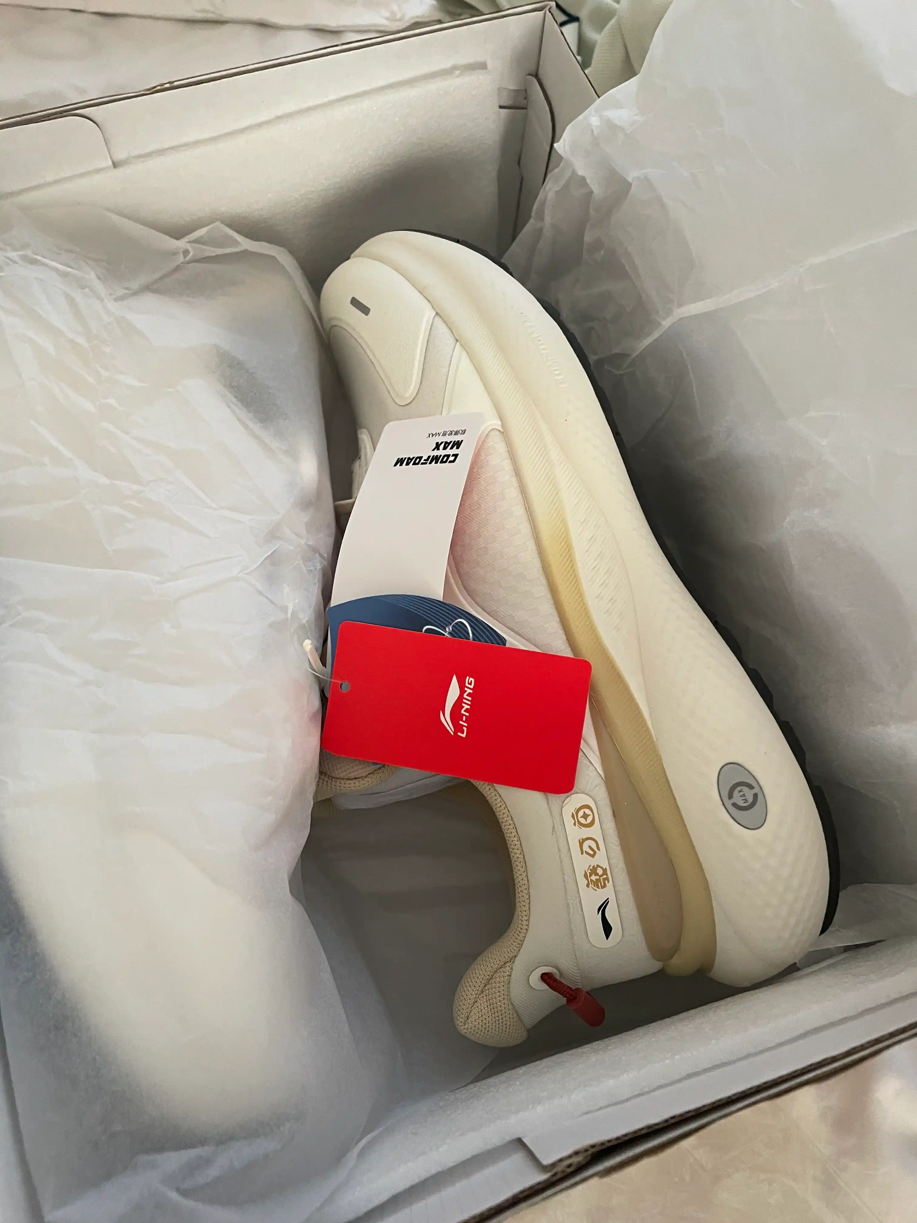Erkaklar uchun kundalik krossovkalar Li-Ning Soft Plus 2