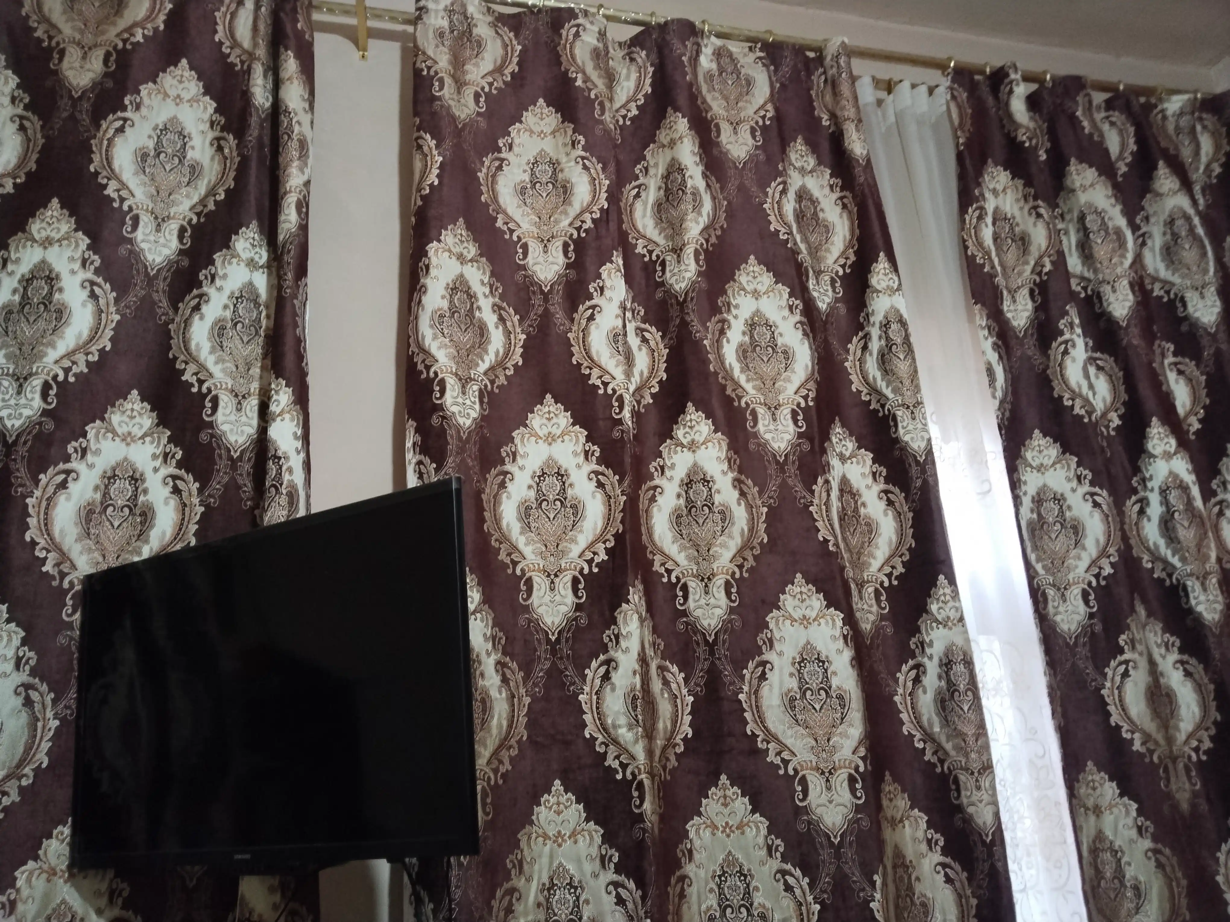 Декортивные шторы из плотной ткани для гостинной и спальни
