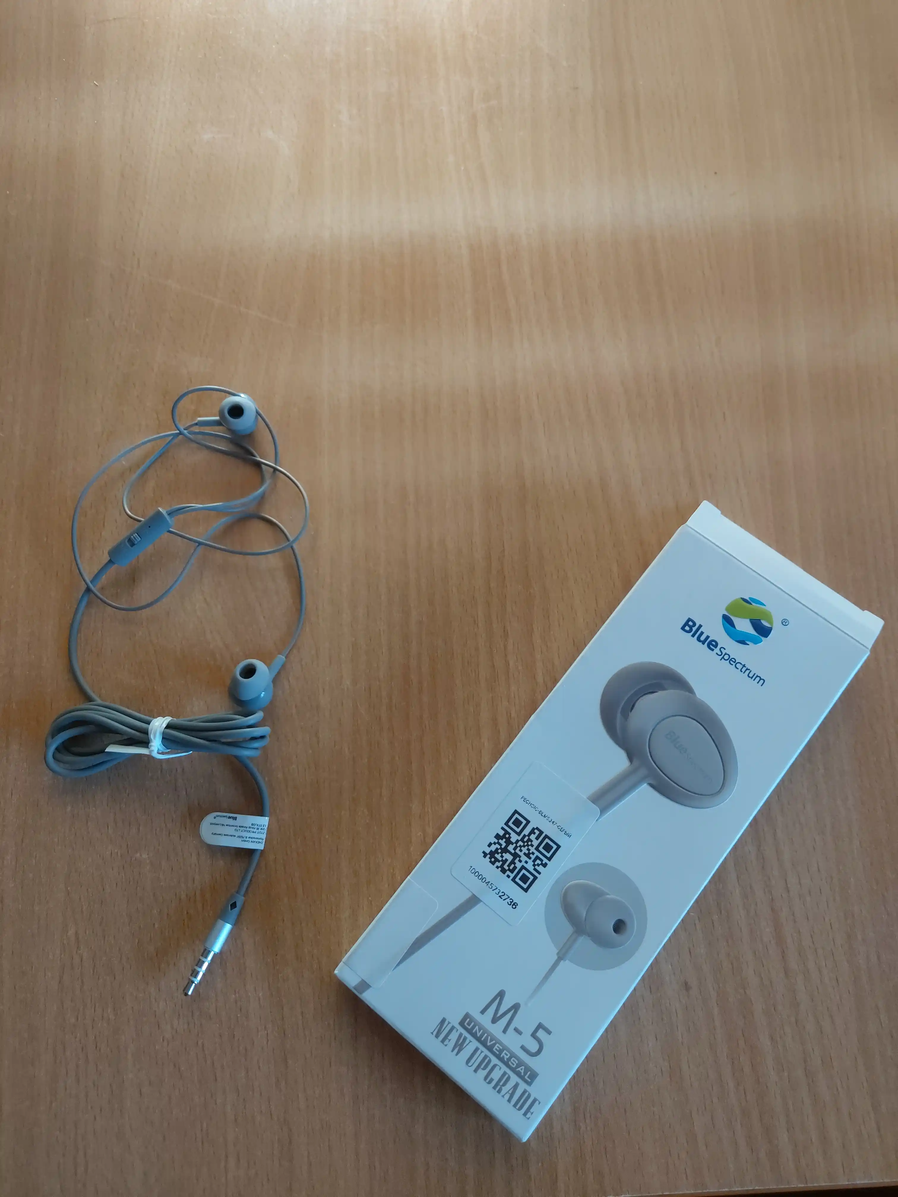 Проводные наушники с микрофоном и присоской для Samsung, Redmi, XIOMI, HONOR и компьютеров