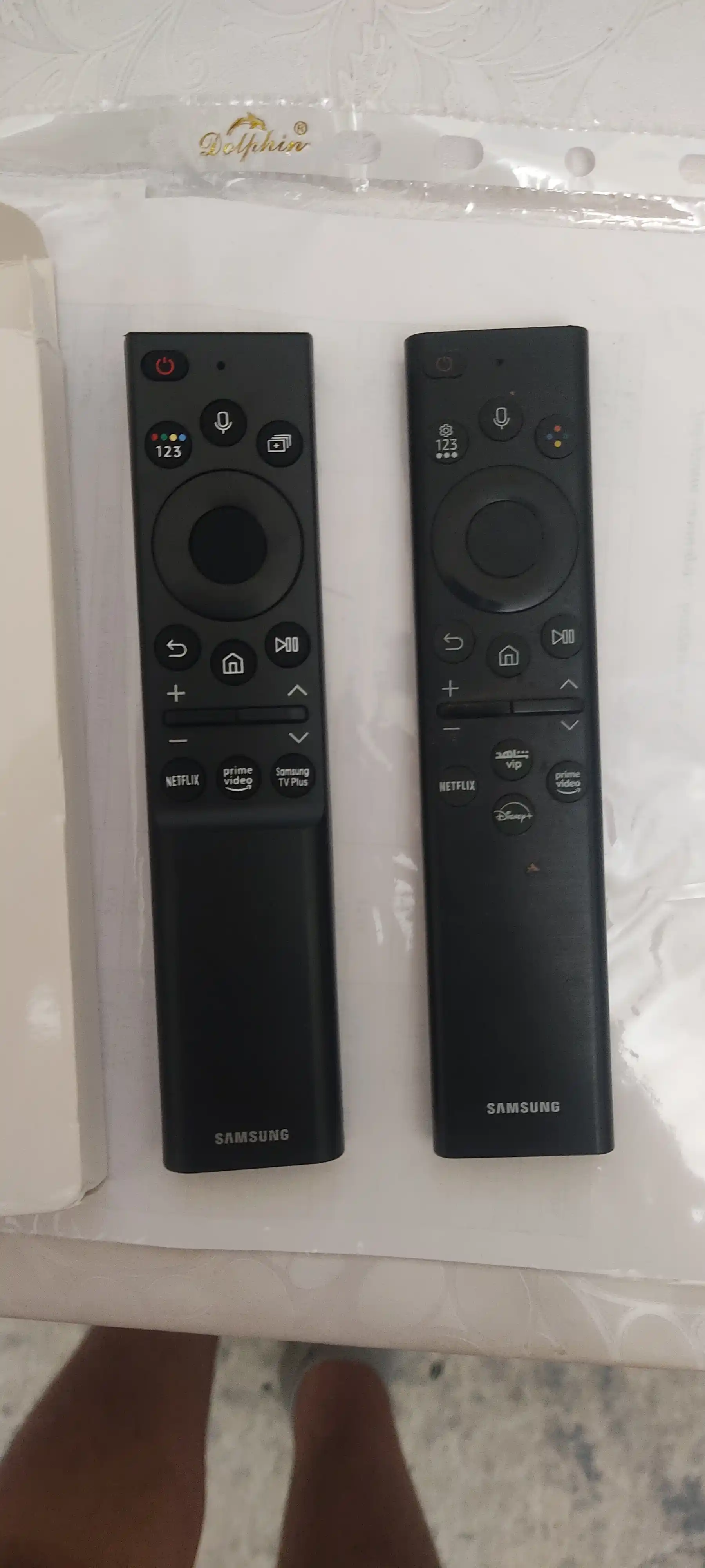 Samsung Smart TV uchun pult ovozli boshqaruv va ilovalarga tezkor kirish