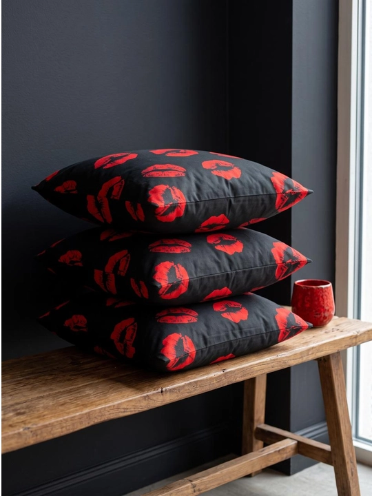 70×70 см o‘lchamdagi zamokli yostiq jildlari, 2 dona. Poplin, 100% paxta